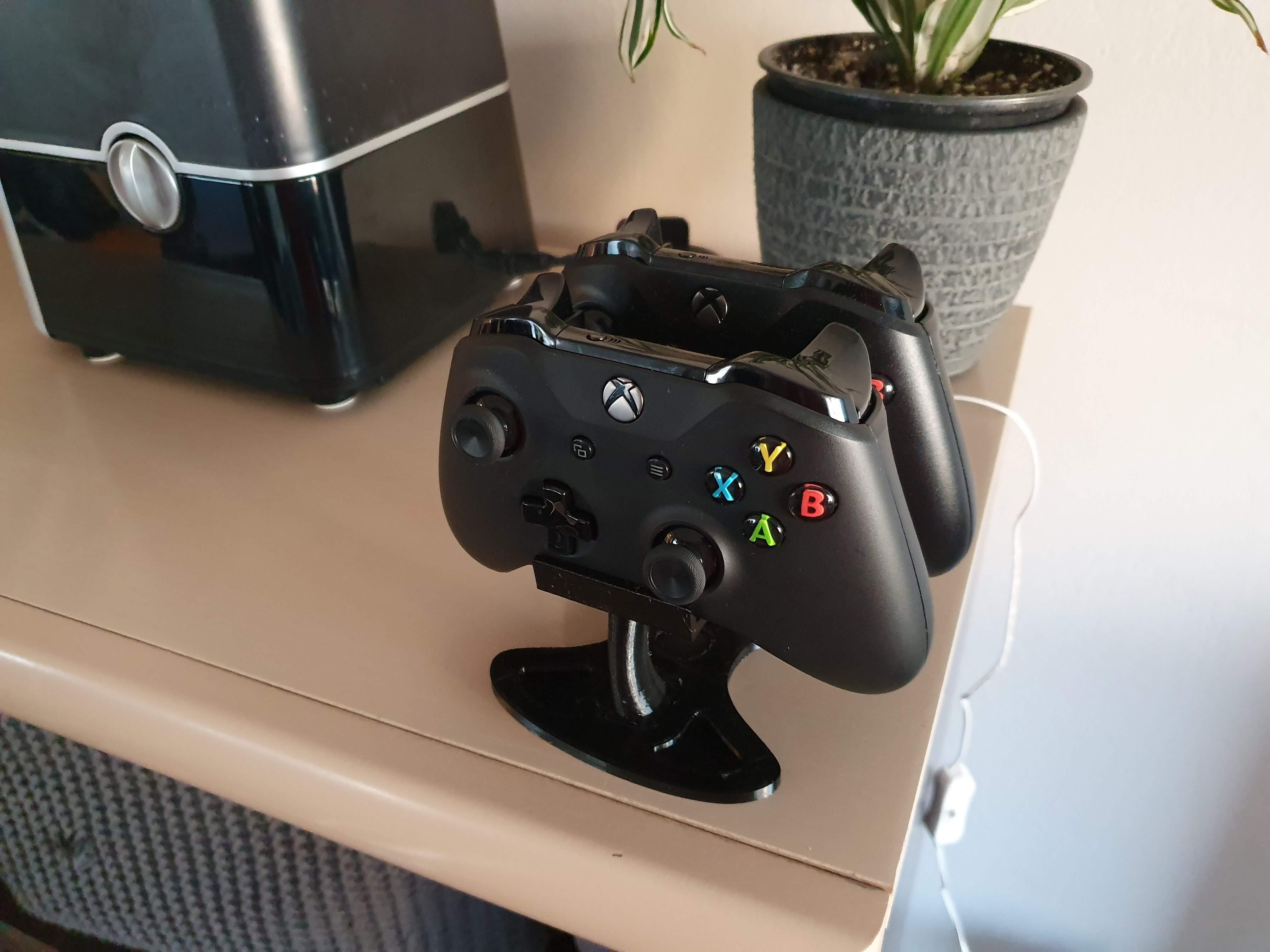 Xbox One Multiple Stand