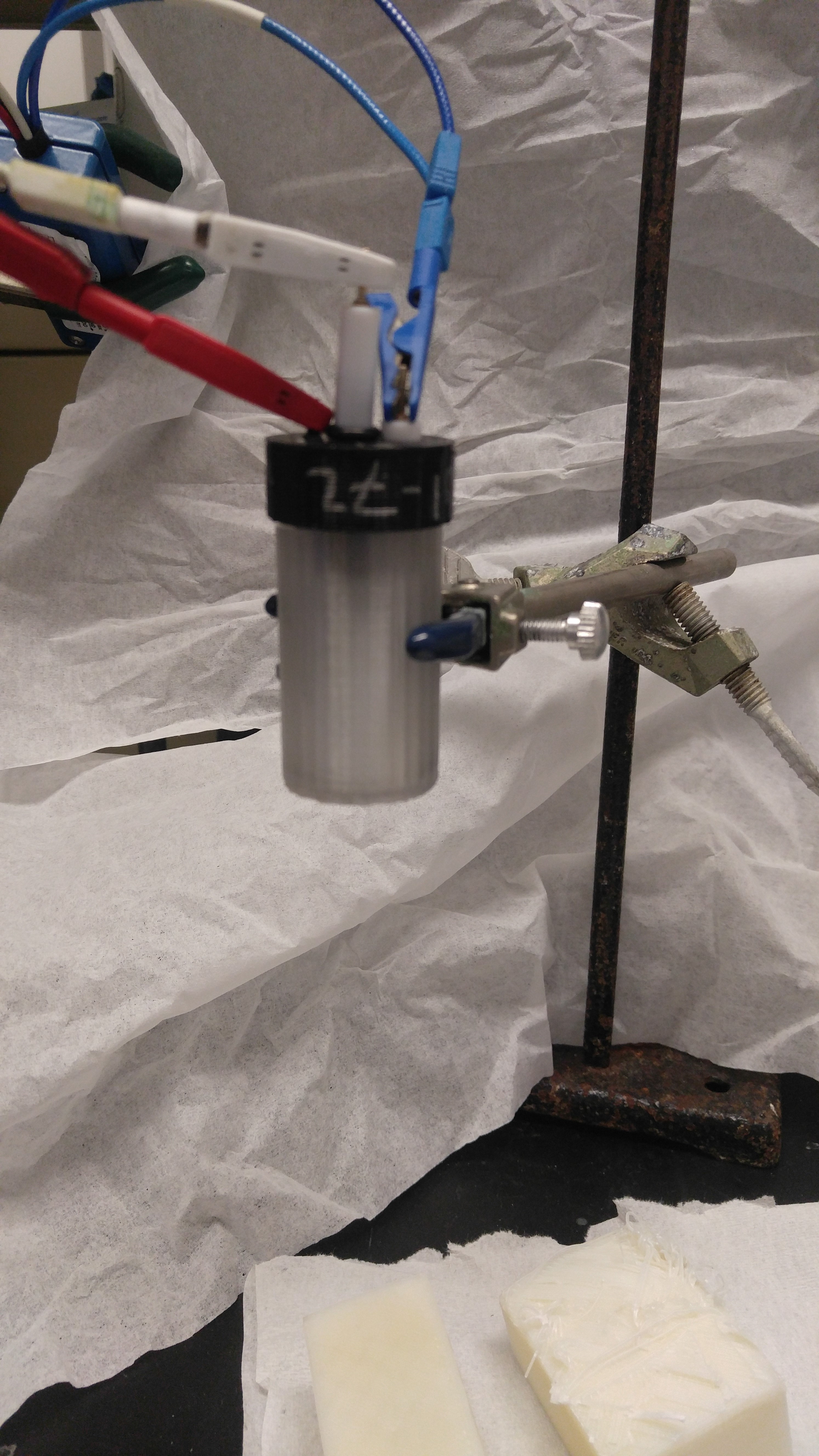 Electrochemical cell