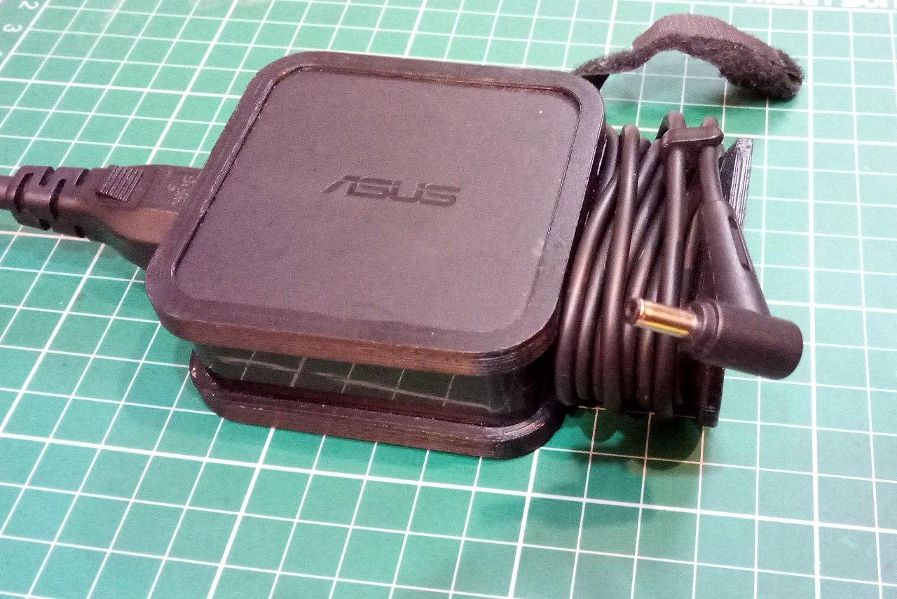 Wire holder for Asus laptop chager (66x66x30mm)
