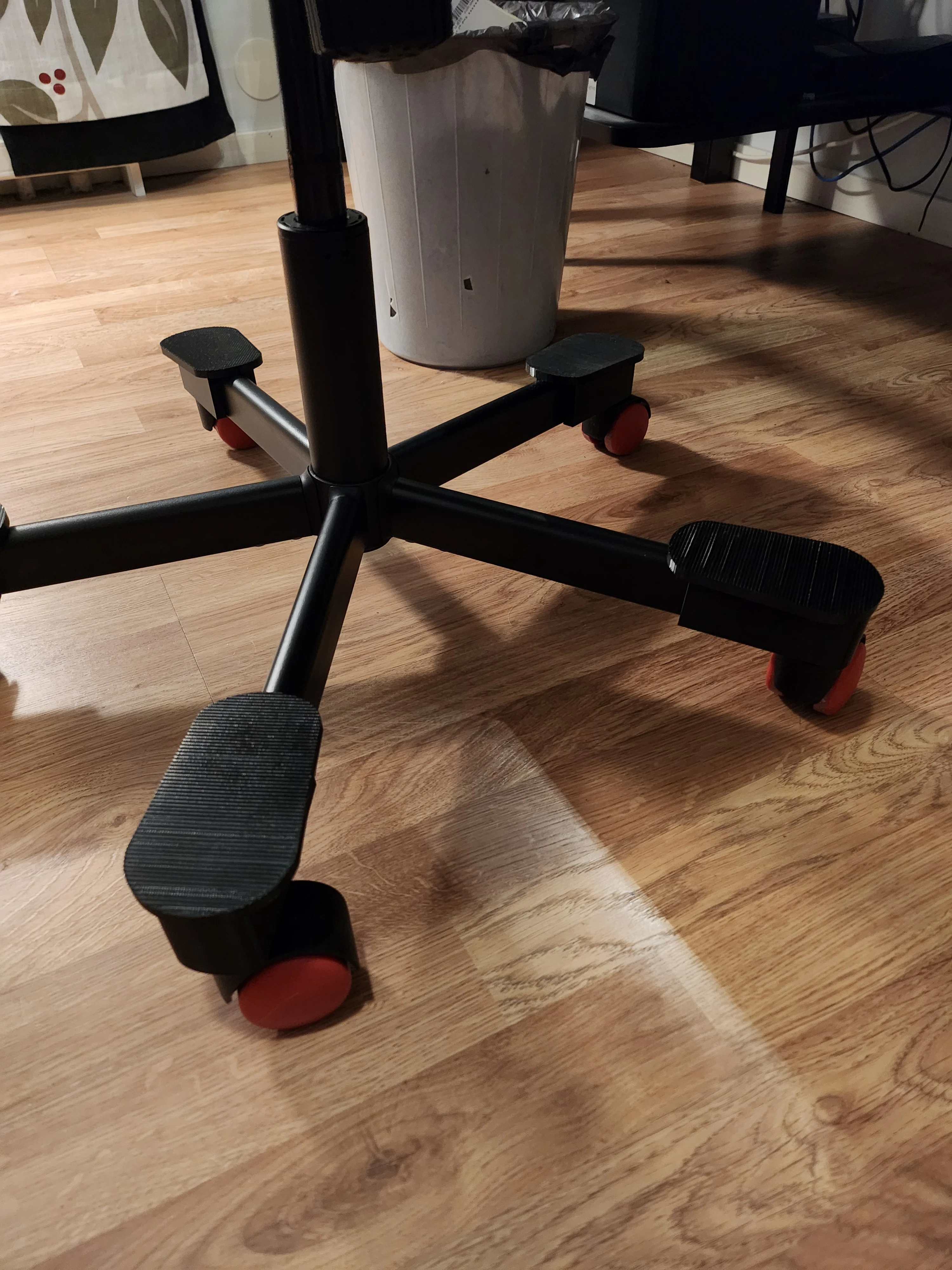 Foot rest for IKEA gaming chair Huvudspelare