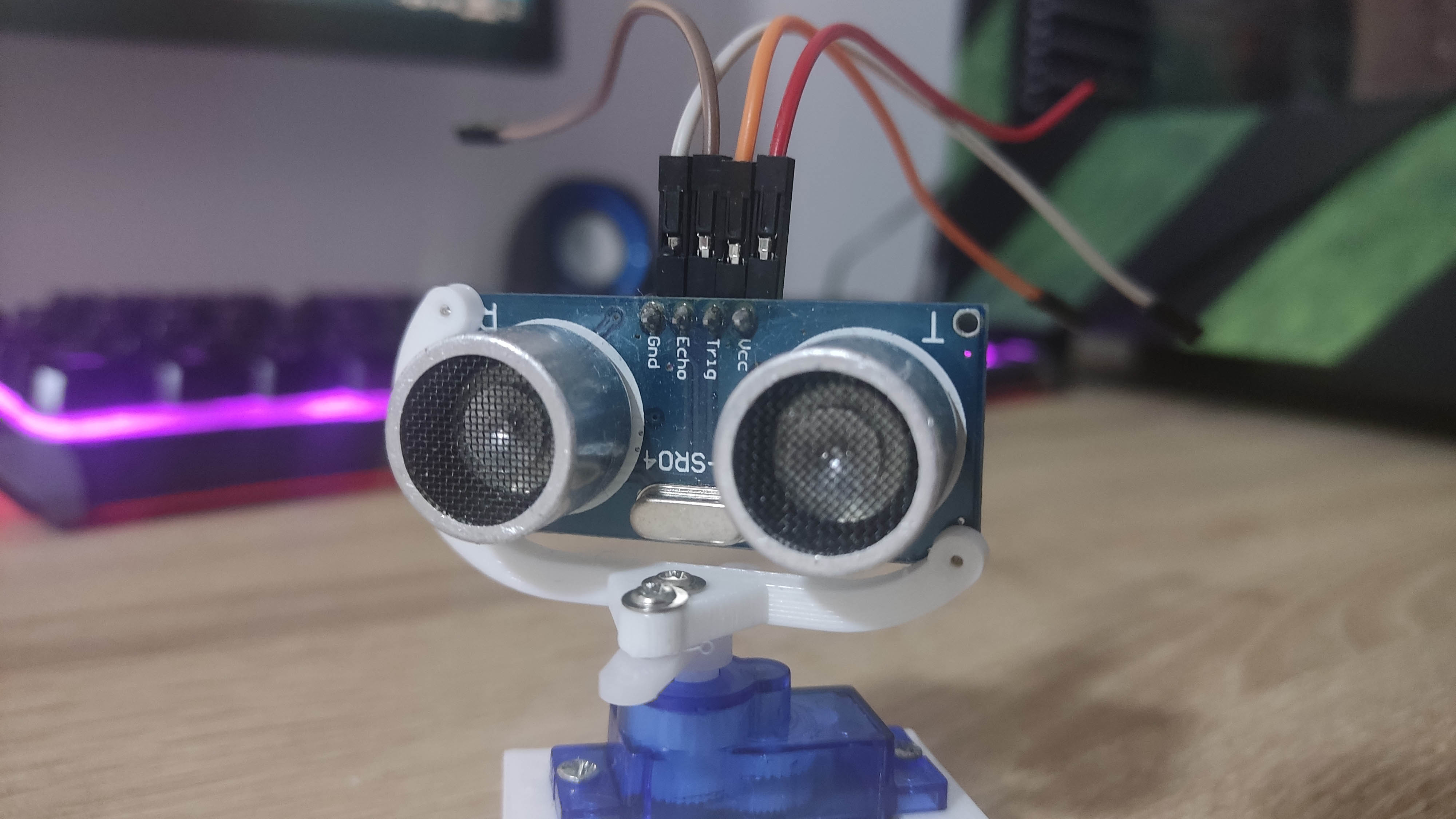 Sonar HC-SR04 mount for servo