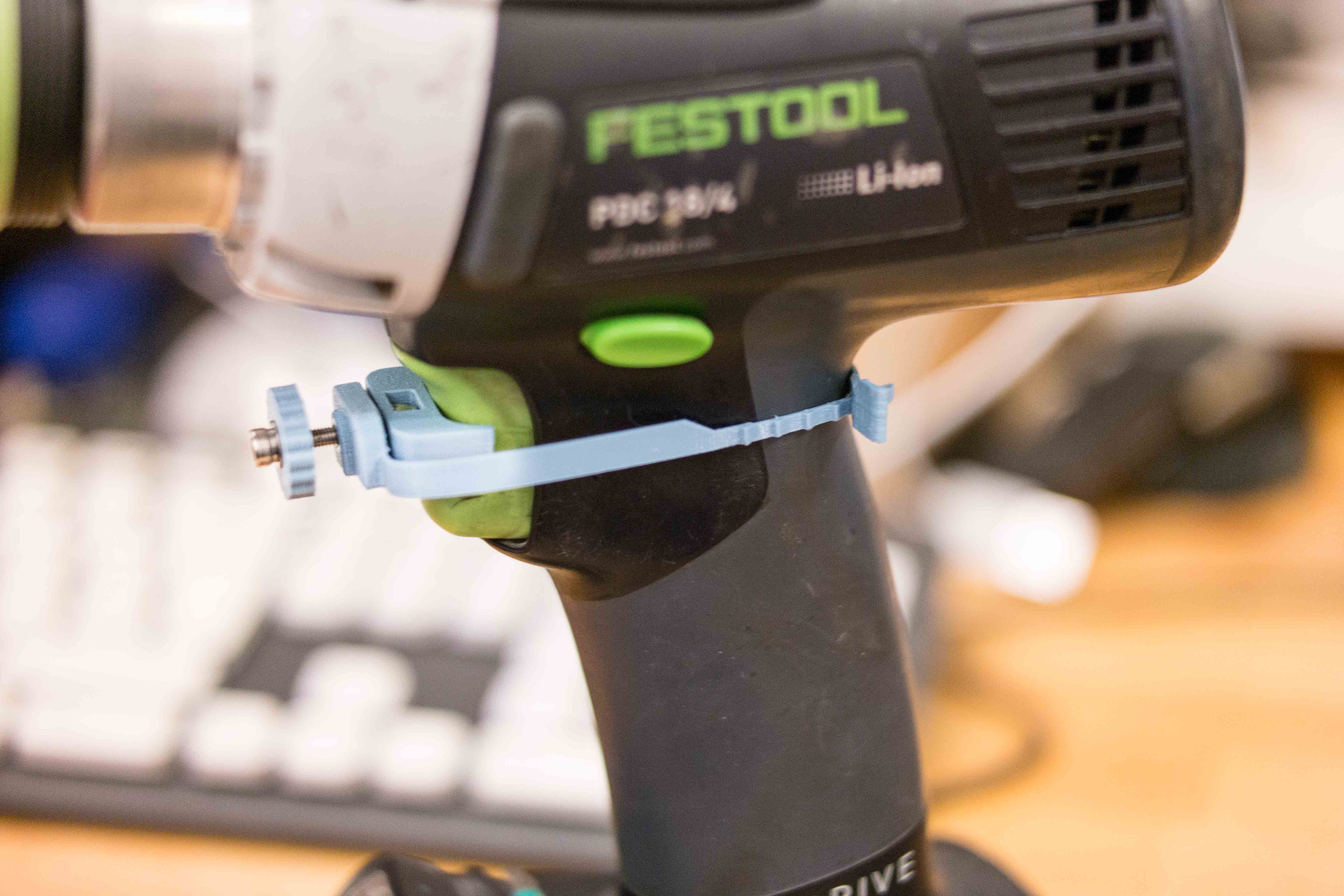 Cordless screwdriver locking & fine adjustment (Here Festool PDC)