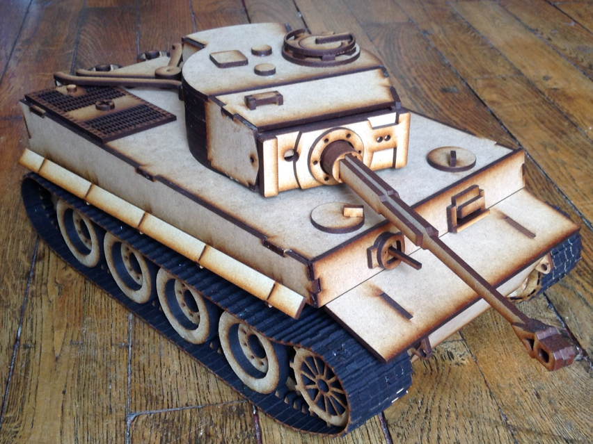 Lasercut Tiger E tank