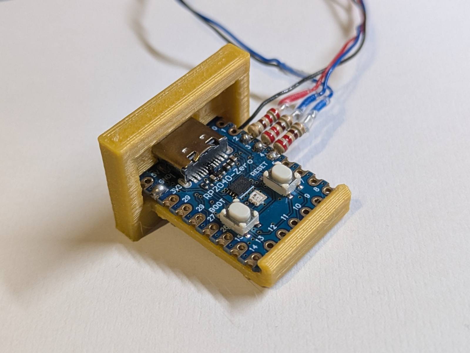 RP2040-zero shelve / port mount