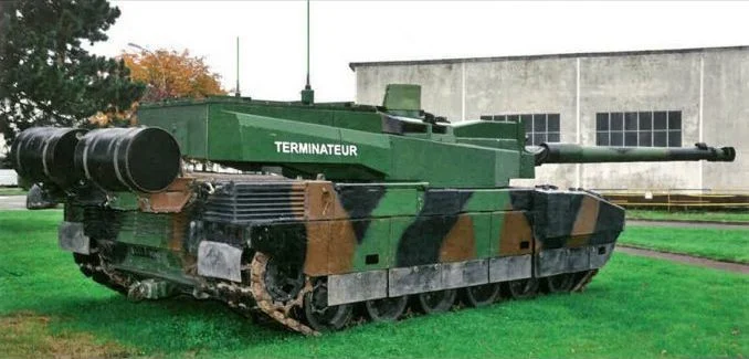(outdated) 1:100 AMX 56 leclerc 140 définitif (concept)