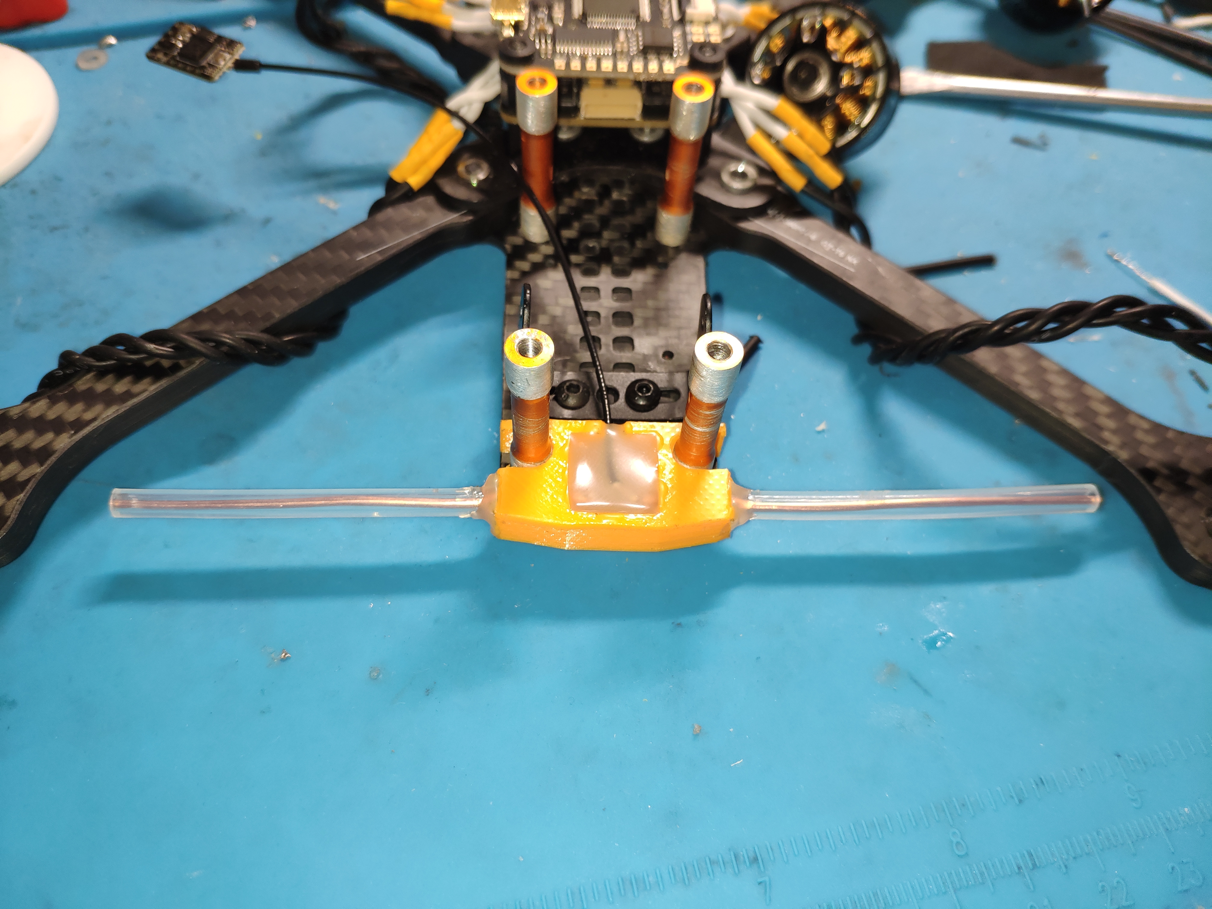 Dipole antenna 915 mhz for quadrocopter