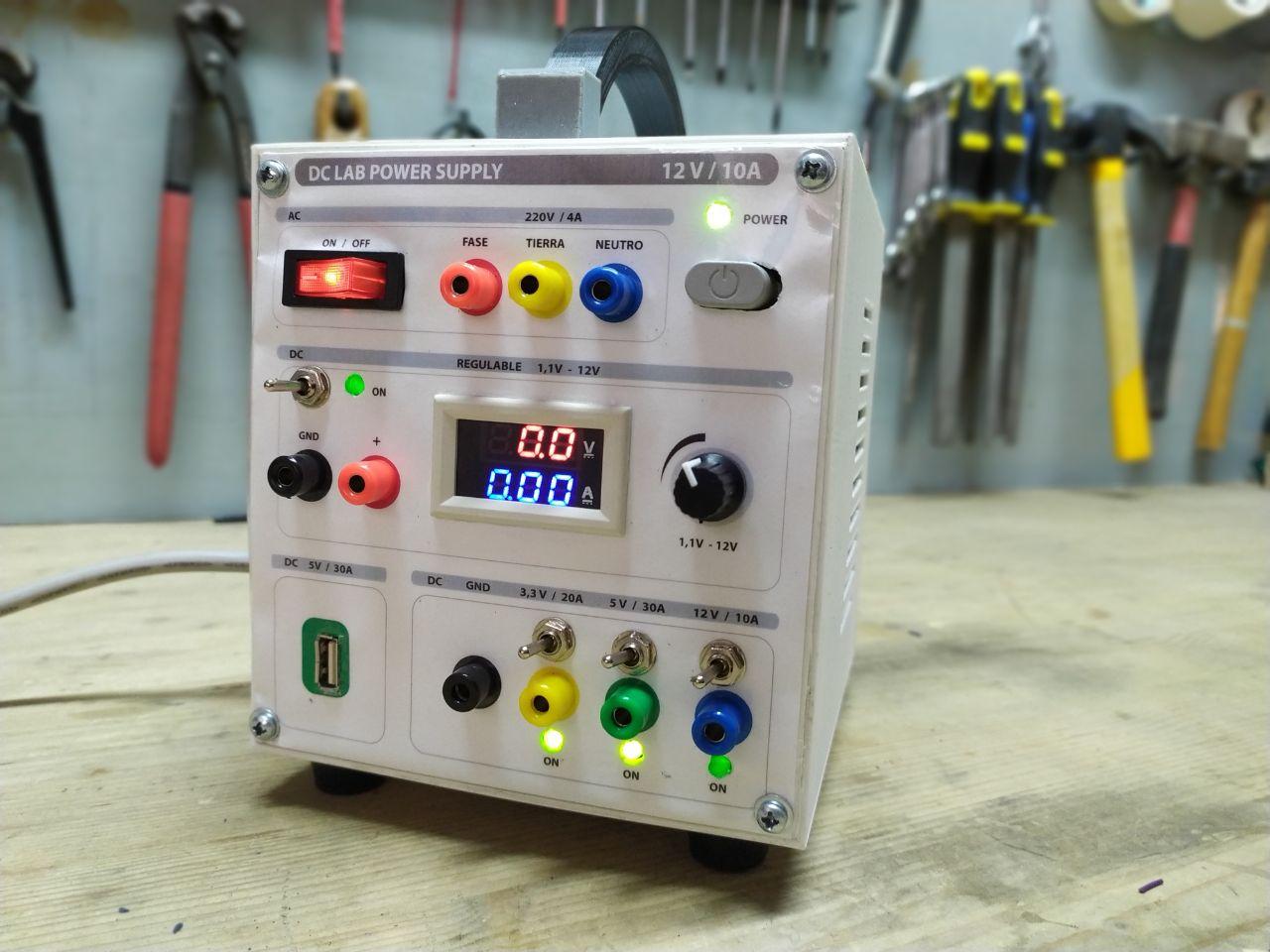 Caja para fuente de alimentacion de laboratorio ATX