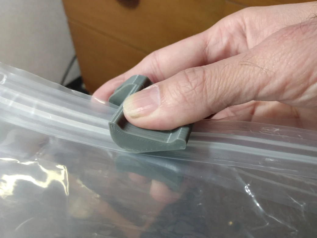 Ziploc Bag Zipper/Closer Tool Thing (SCAD)