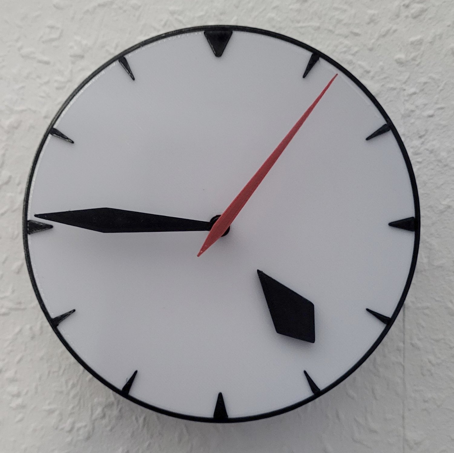 clock with magic / magnetic hour hand v2