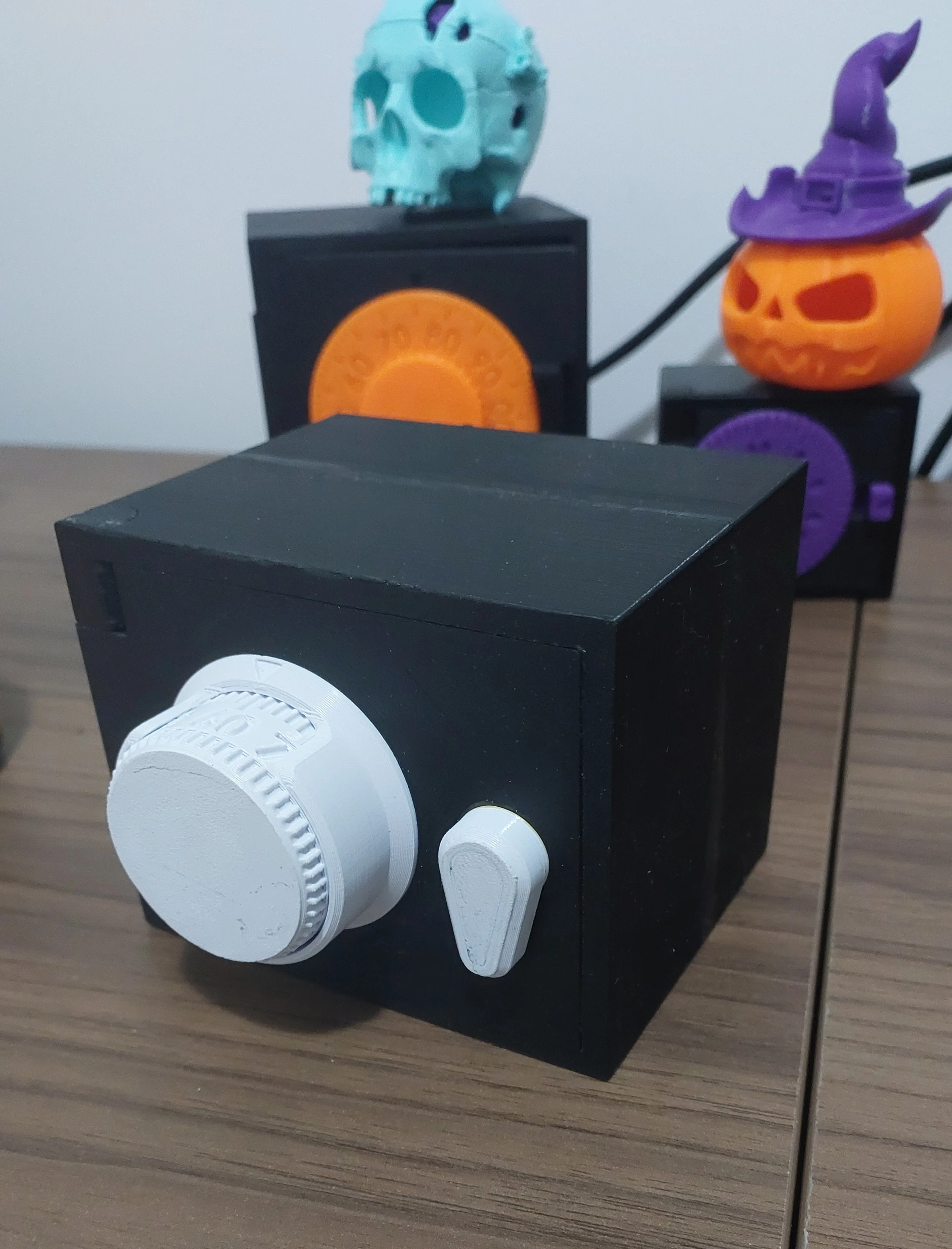 Safebox with classic numeric code V.3