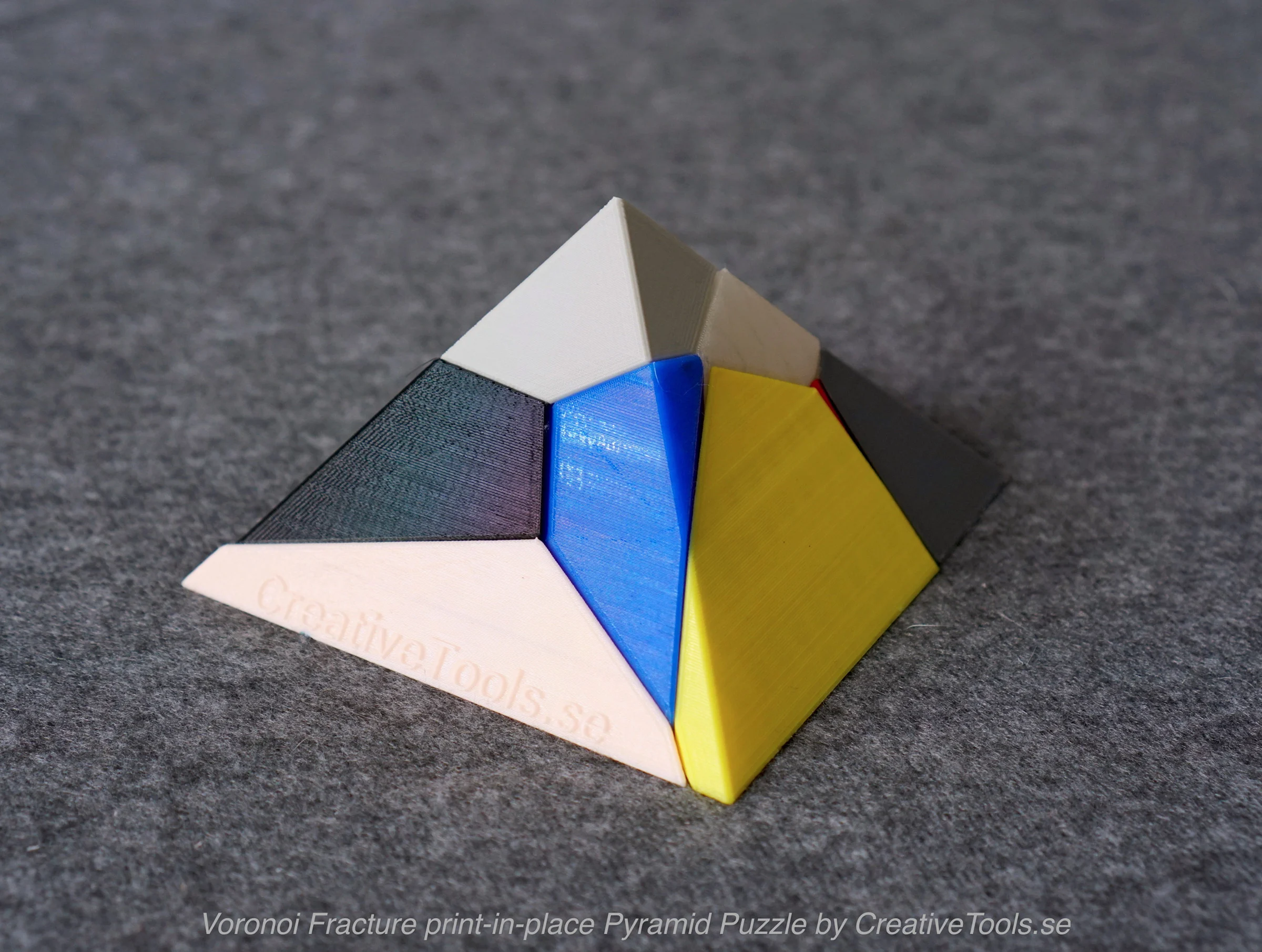Voronoi Fracture Print-in-Place Pyramid Puzzle