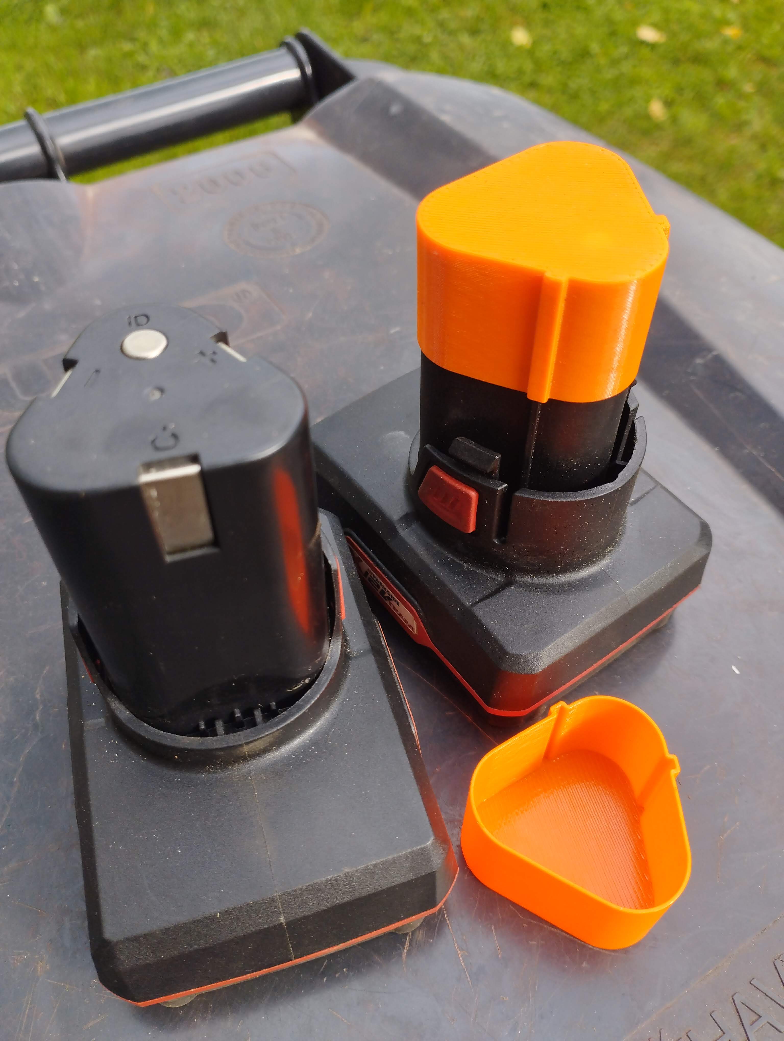Parkside X12VTeam 12V battery protection cap