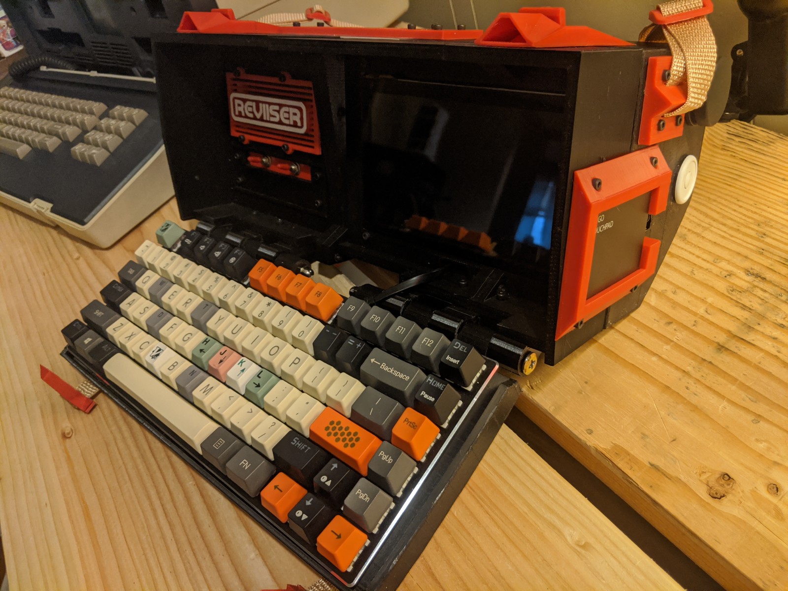 Reviiser V.1.3 Luggable Cyberdeck