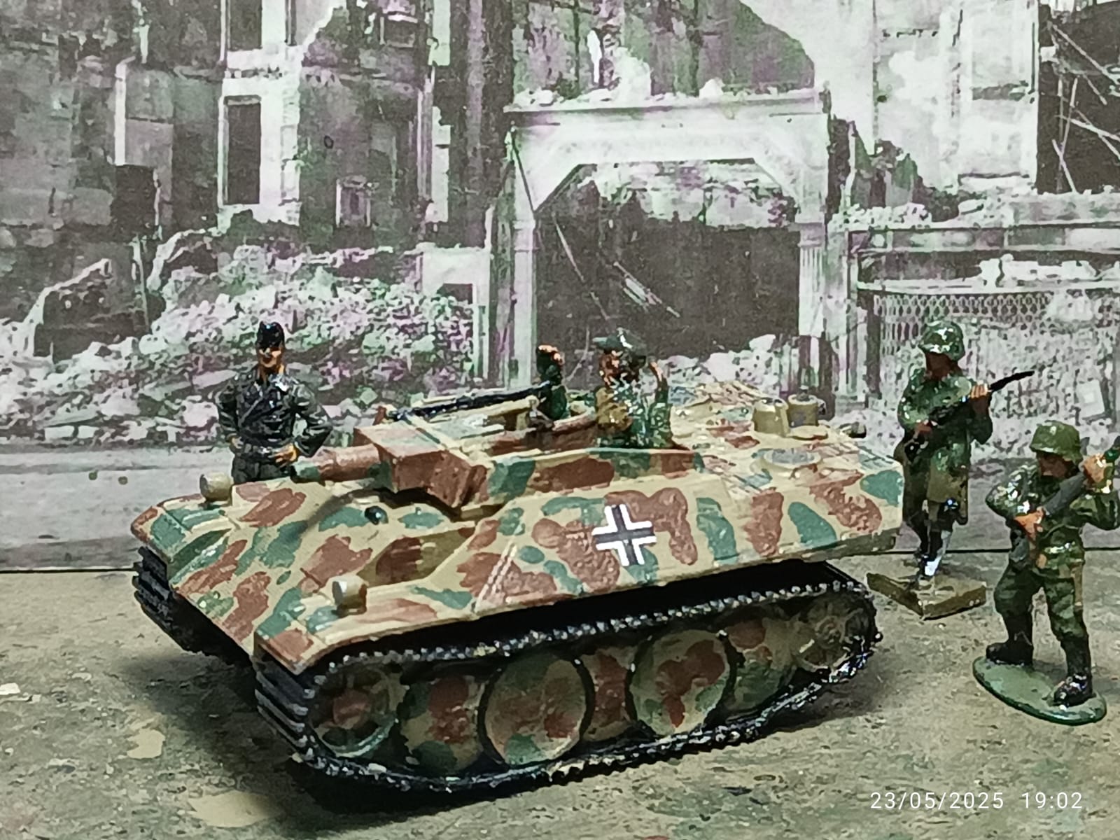 LEOPARD STURMPANZER