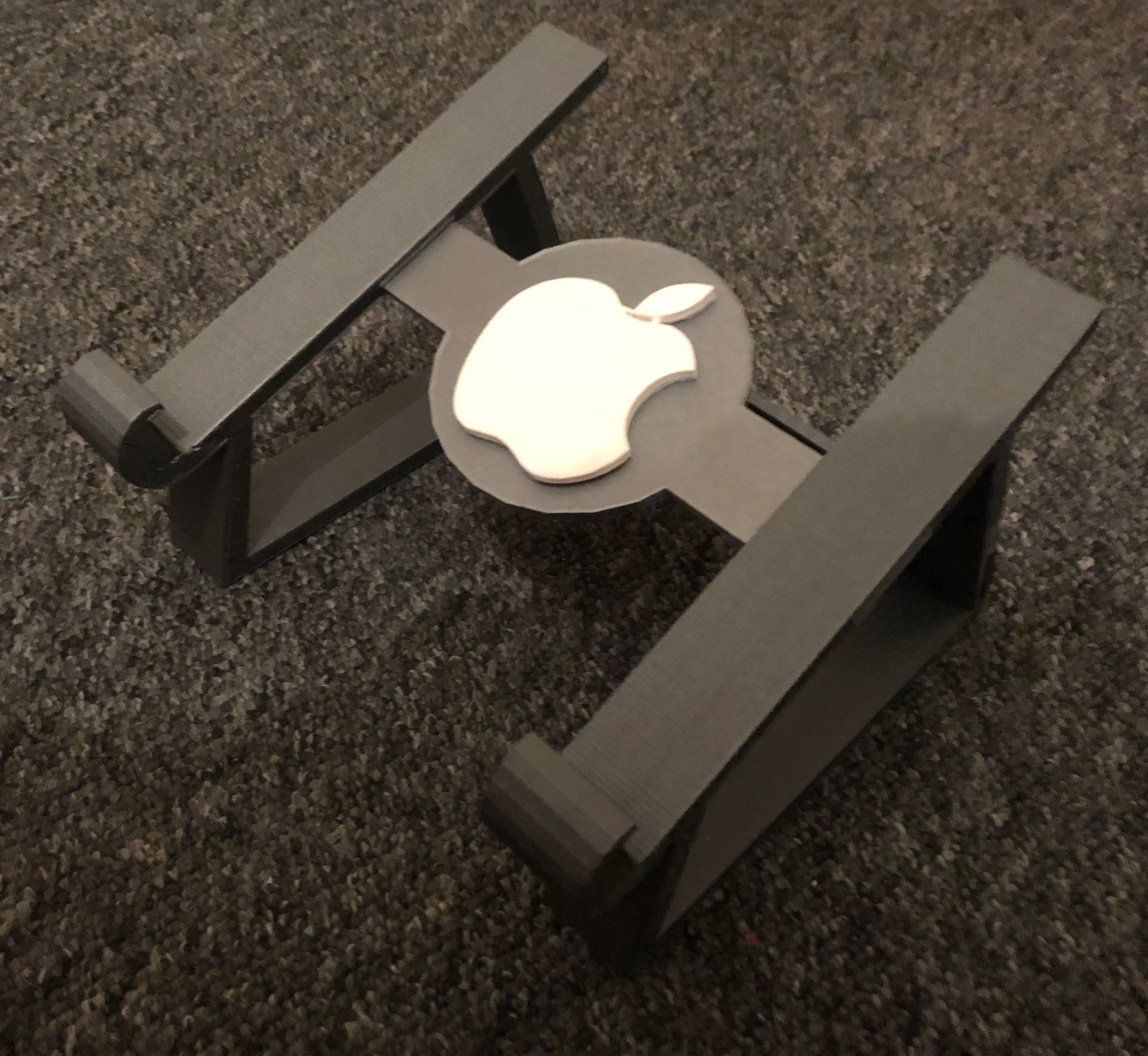 MacBook Pro Stand