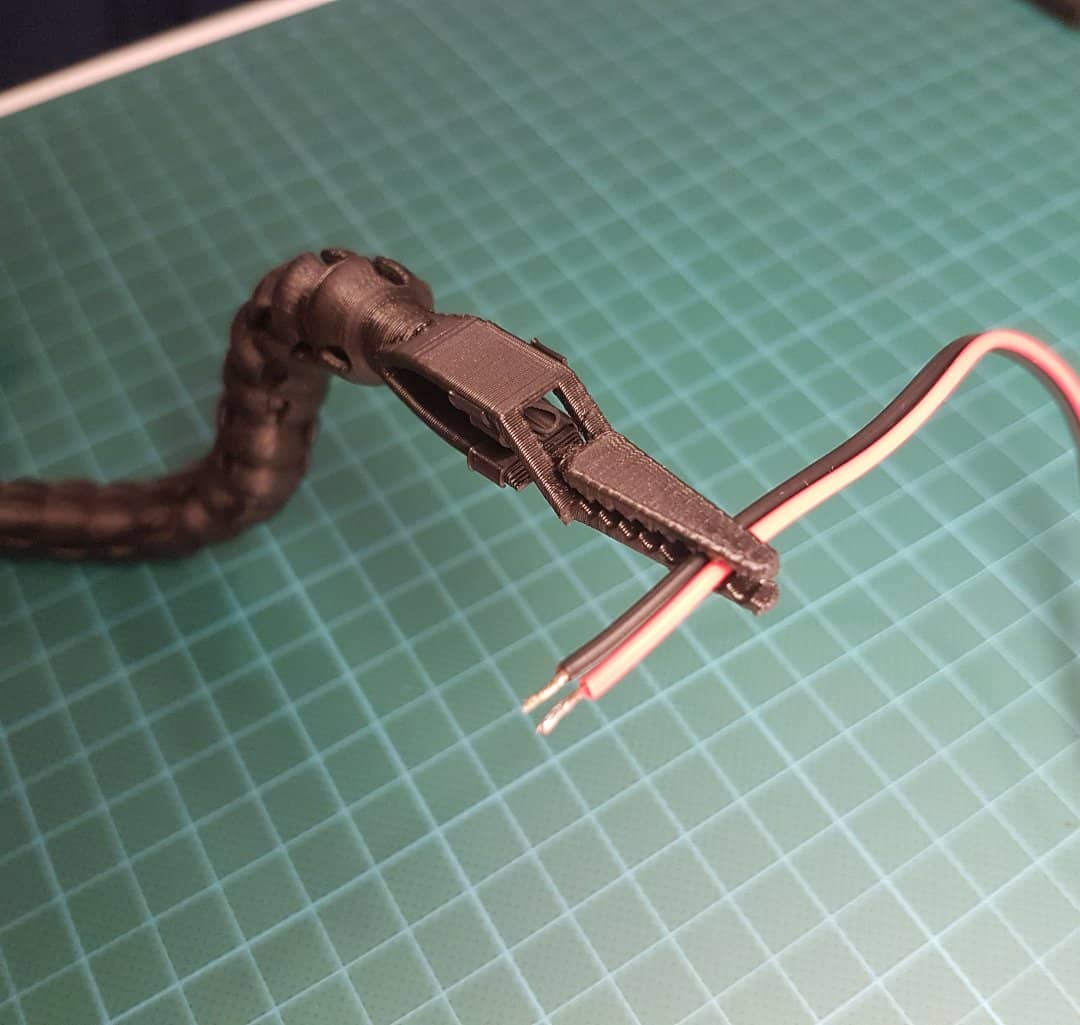 Alligator clips