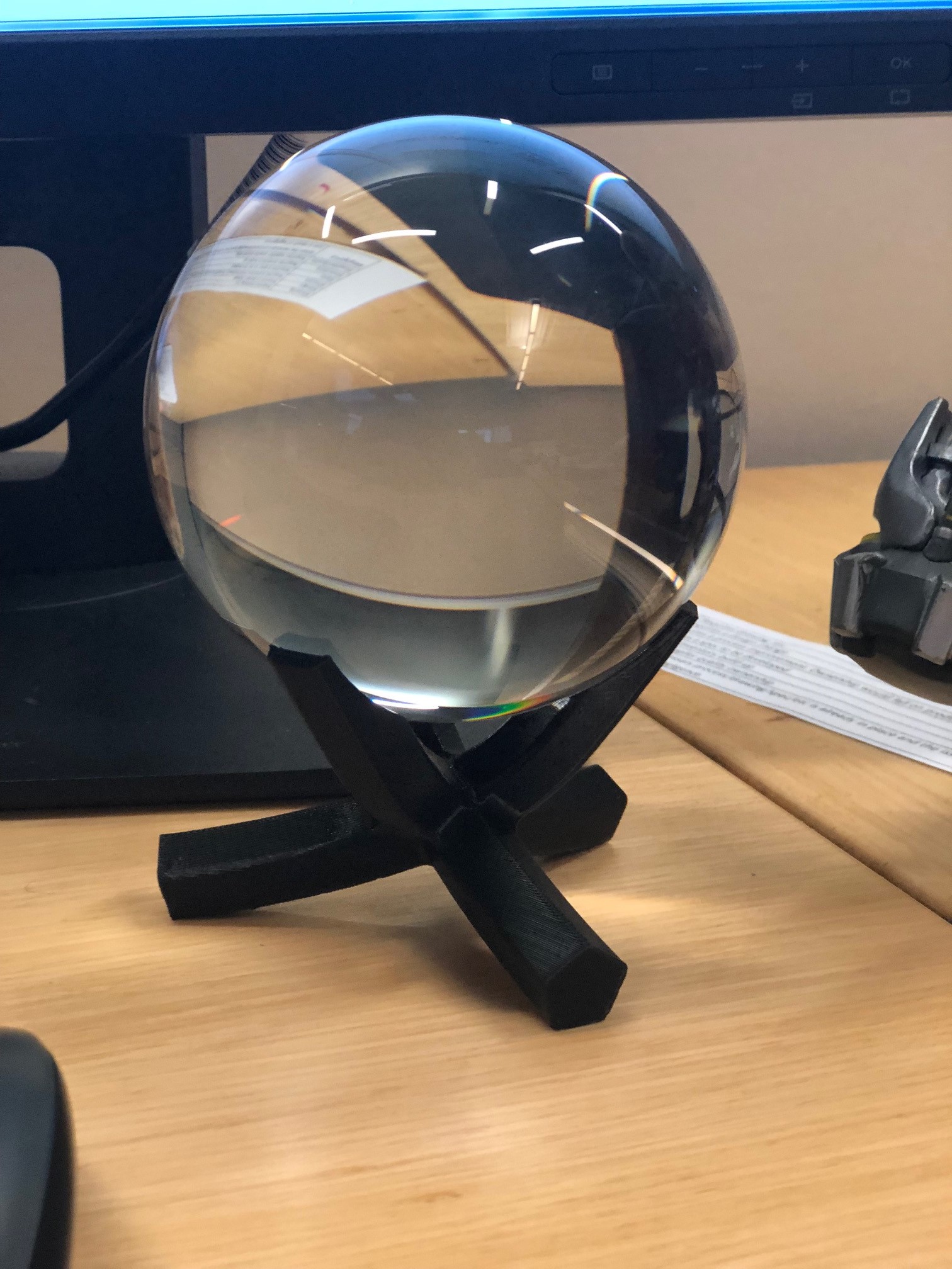 100mm Crystal Ball Stand