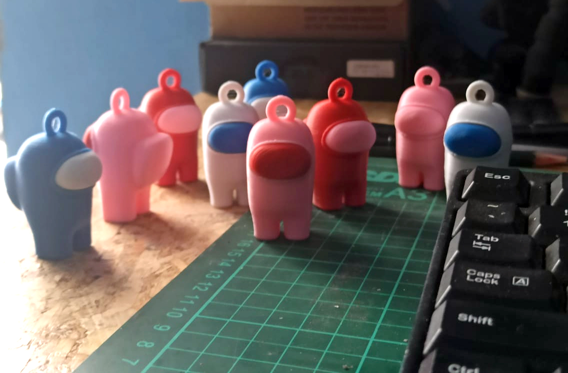 Among Us detachable no support