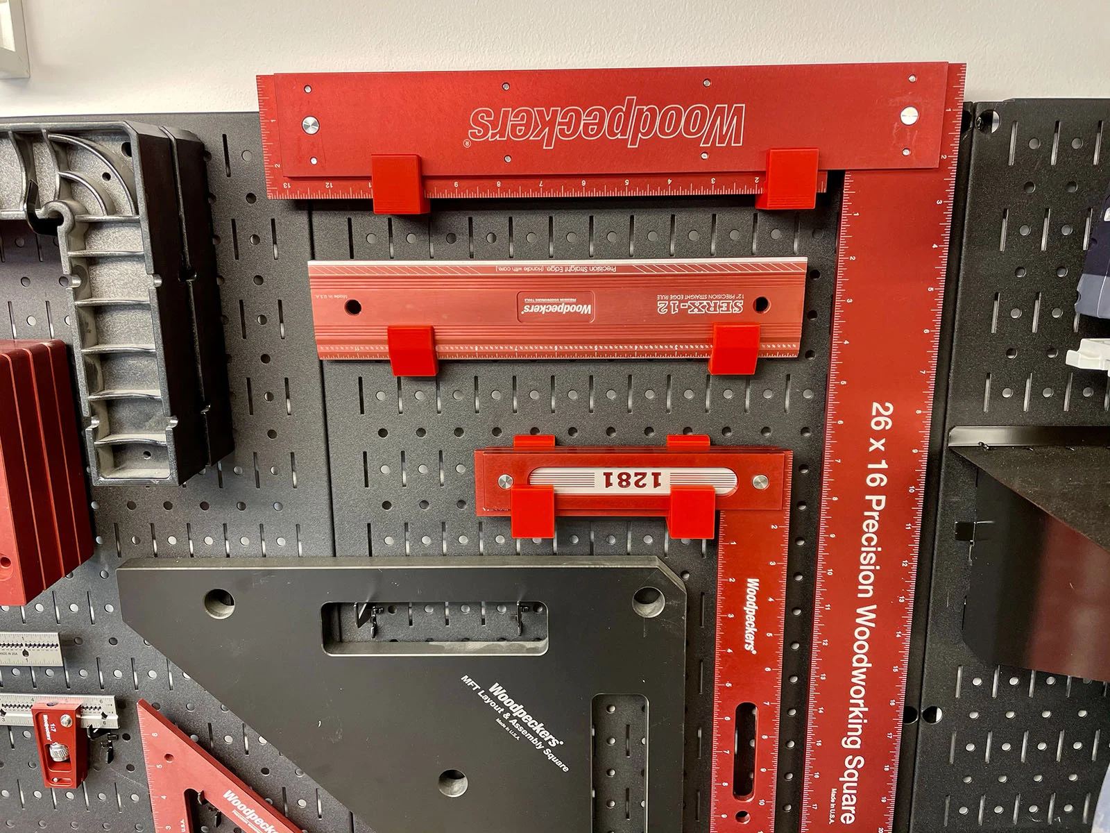Wall Control Hanger for Woodpeckers Aluminum Squares