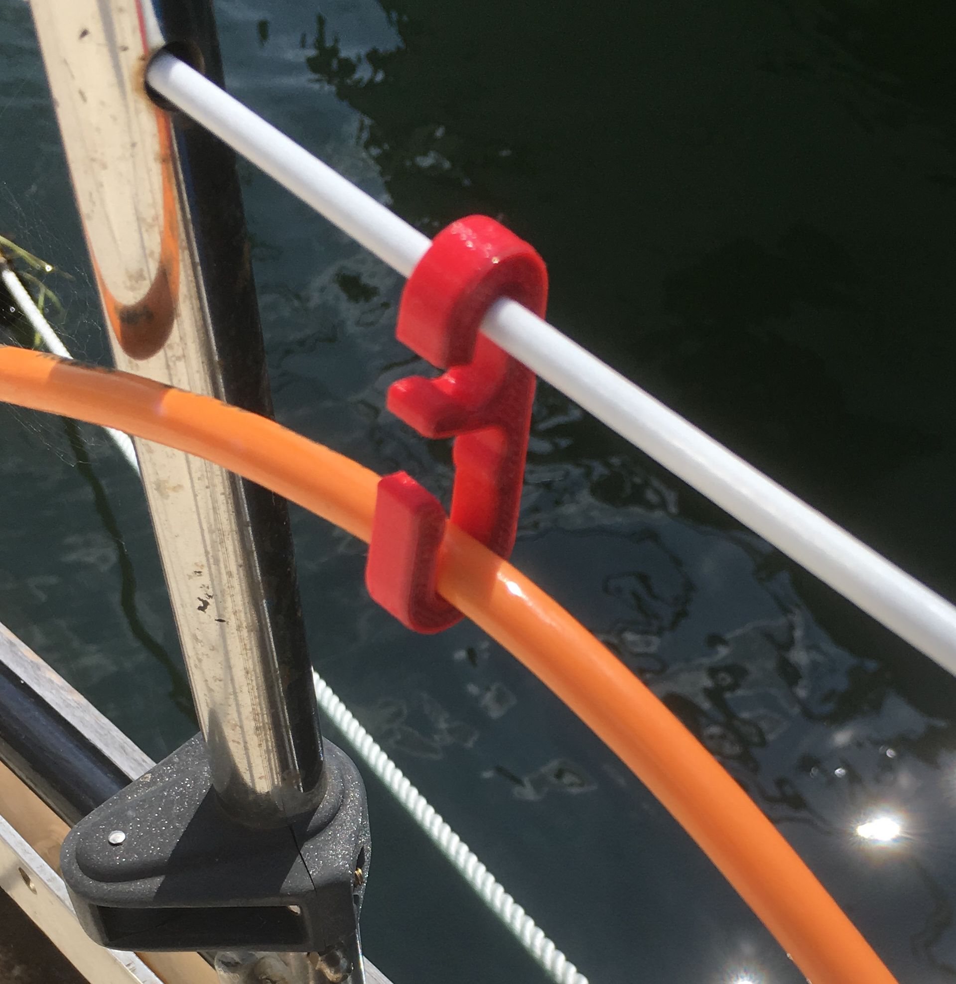 Cableholder
