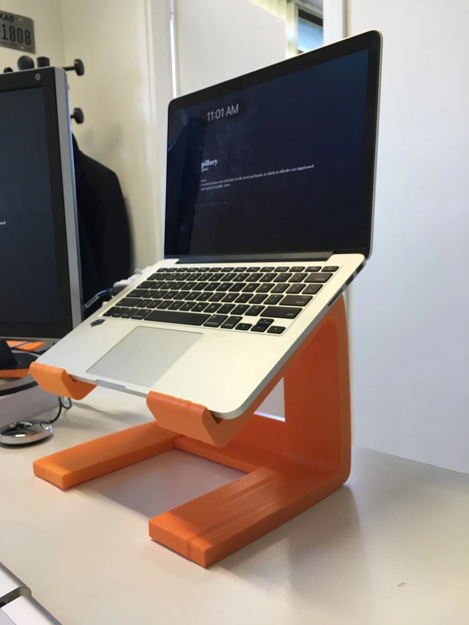 Macbook Stand