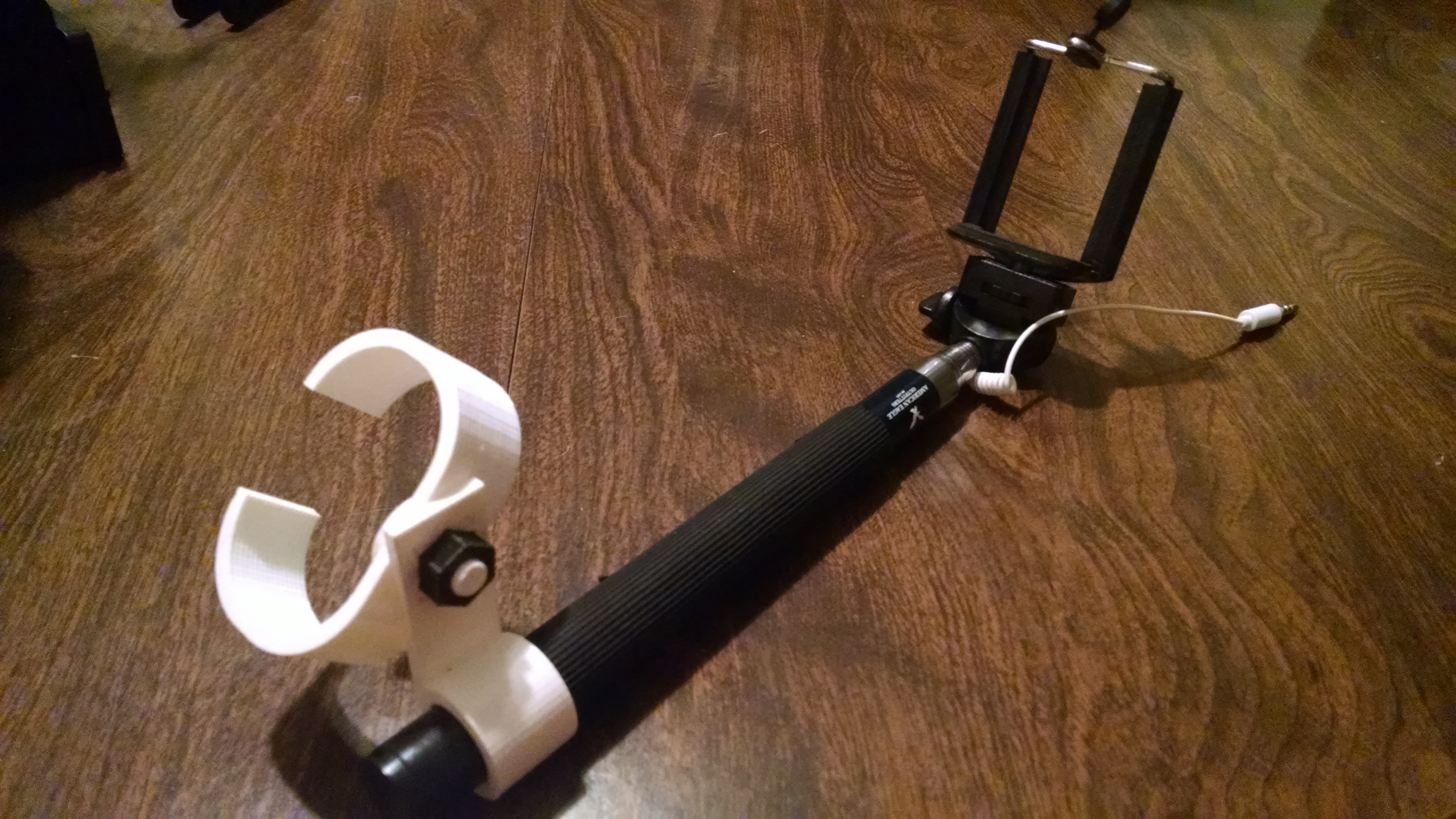 Selfie Stick Assist