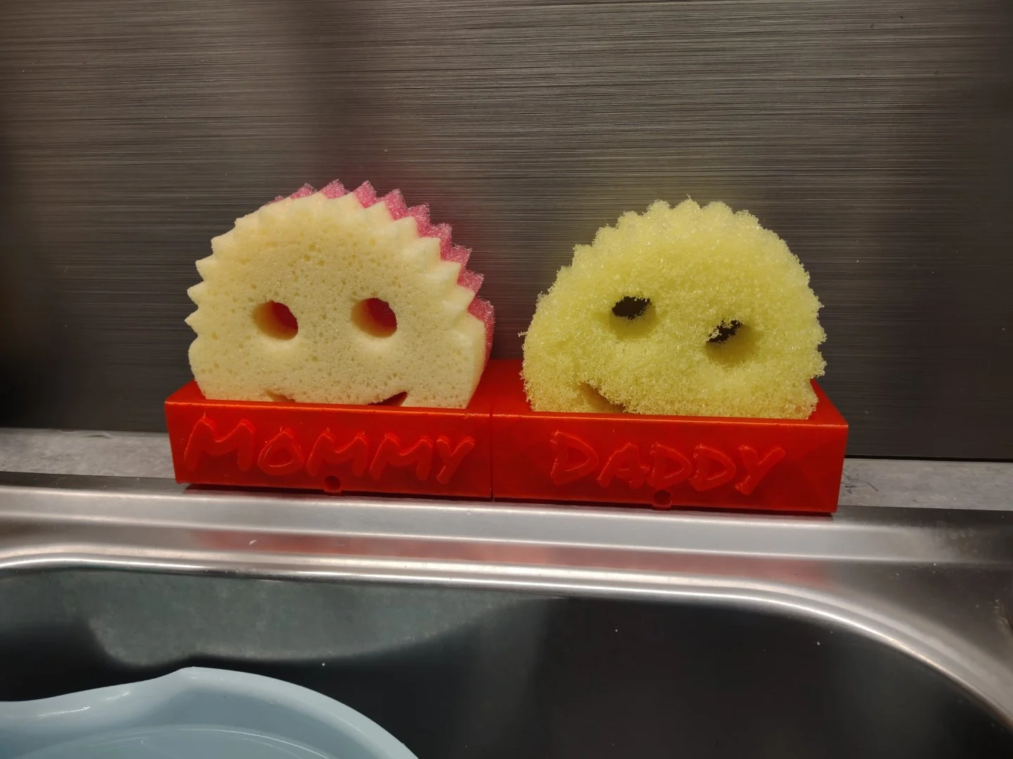 Scrub Mommy/ Daddy holder