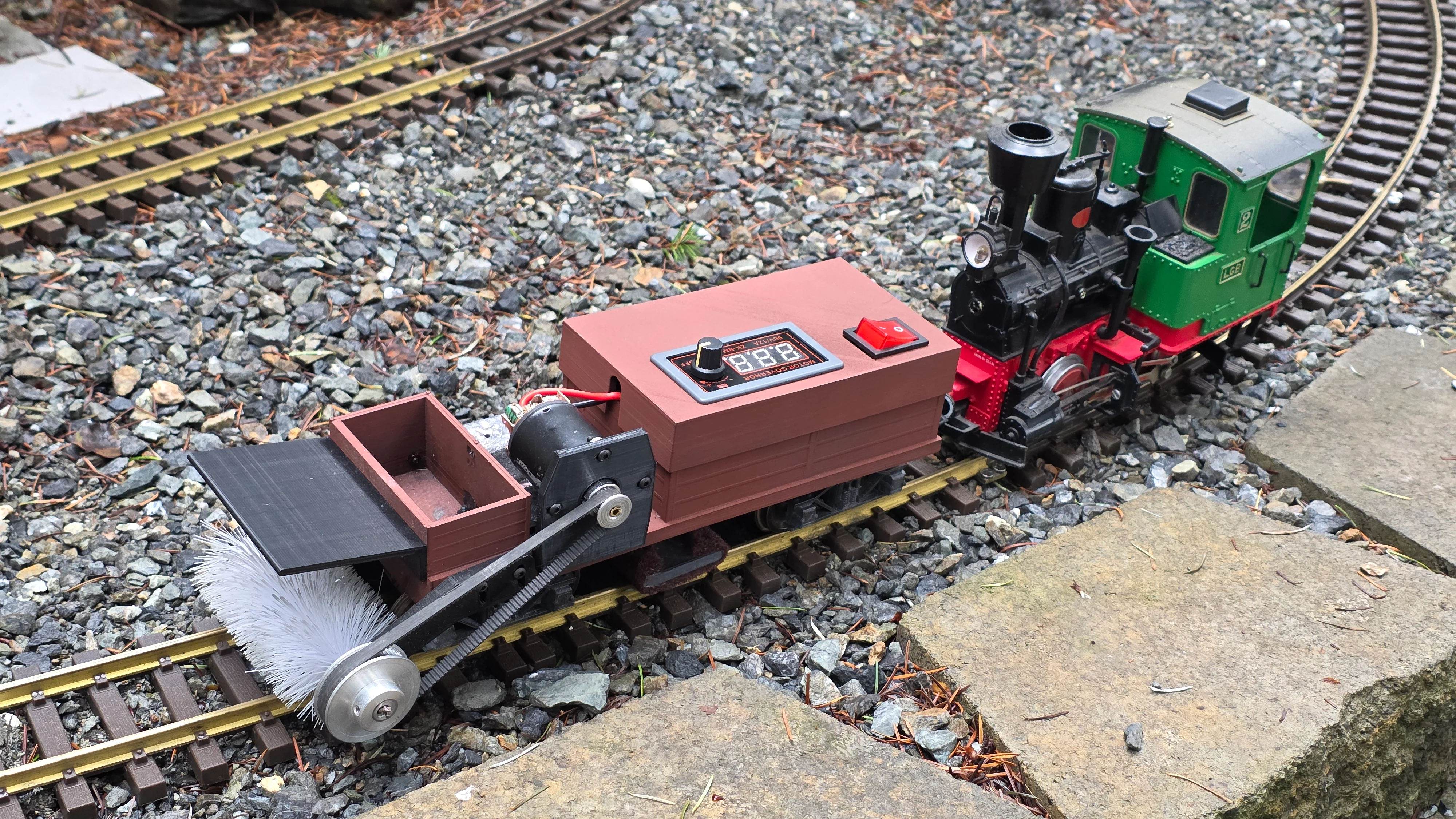 G Scale Track Cleaning Sweeper Car