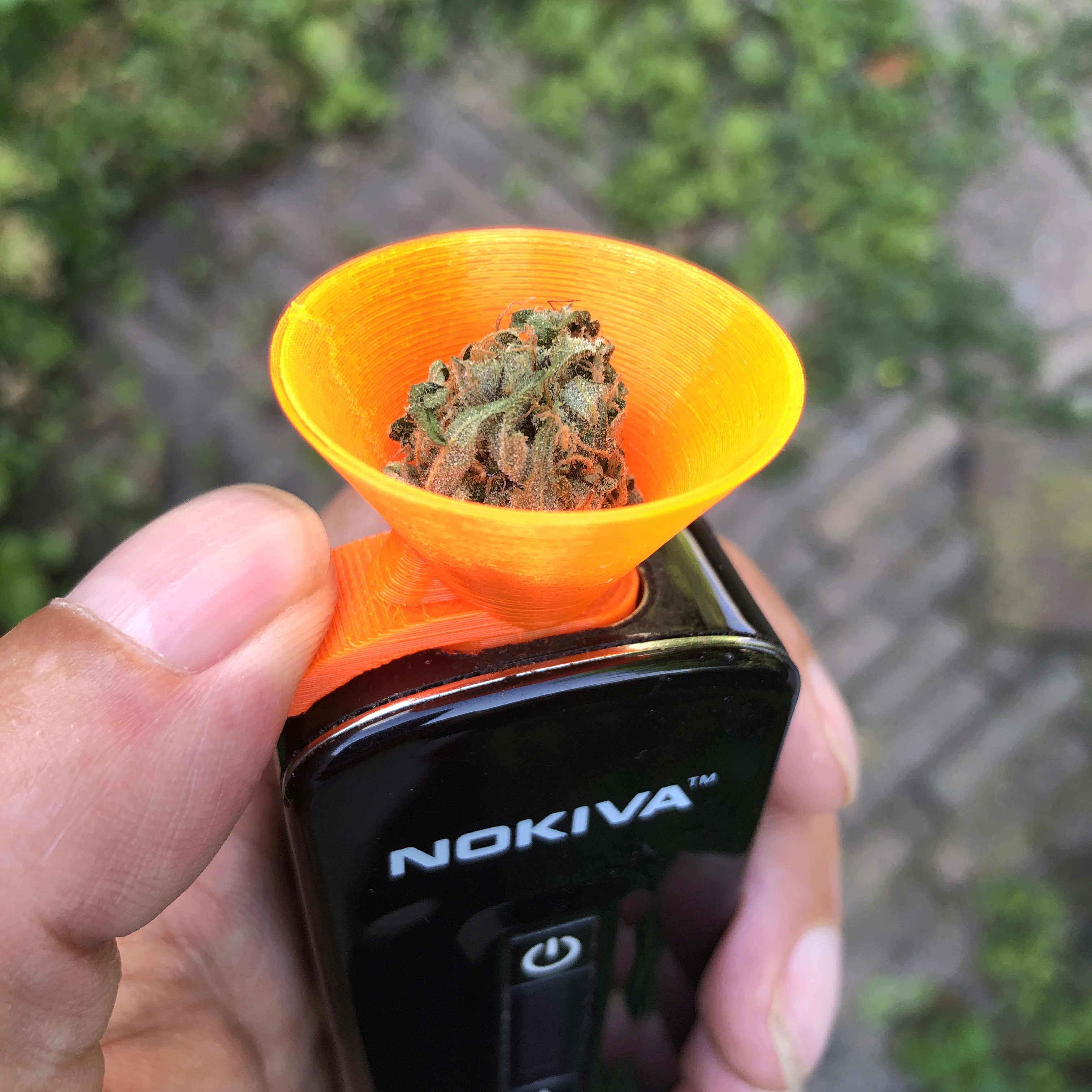 Airistech Nokiva dry herb vaporizer funnel