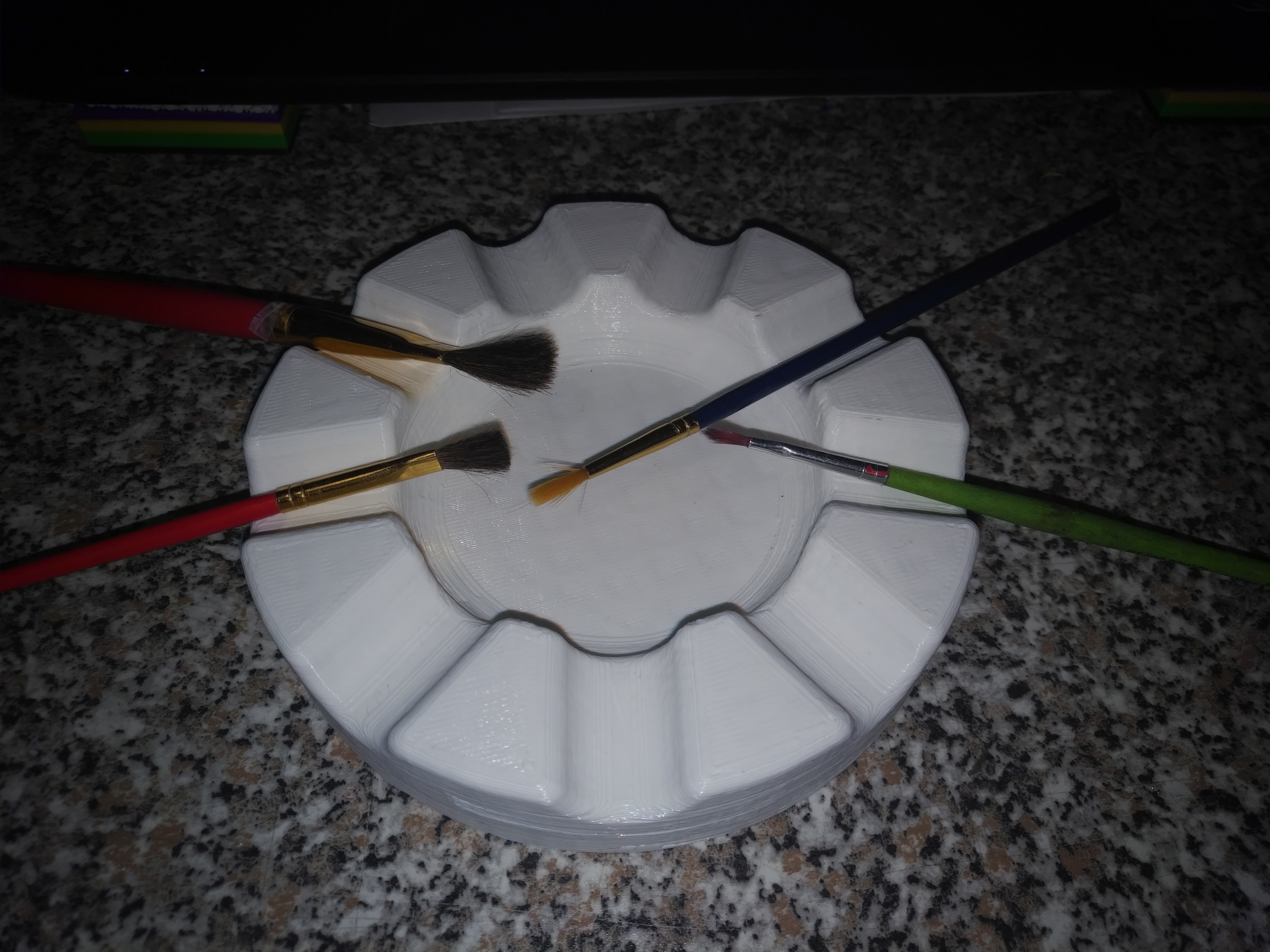 Brush holder with drip tray