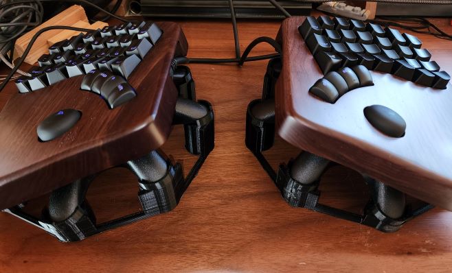 Keyboardio Model 100 stand support for extra tenting