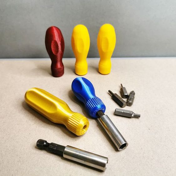 SCREWDRIVER HANDLE