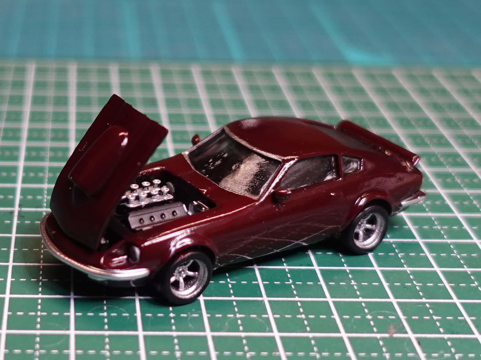 Fairlady 240ZG powered by F1 engine, 1/64 scale