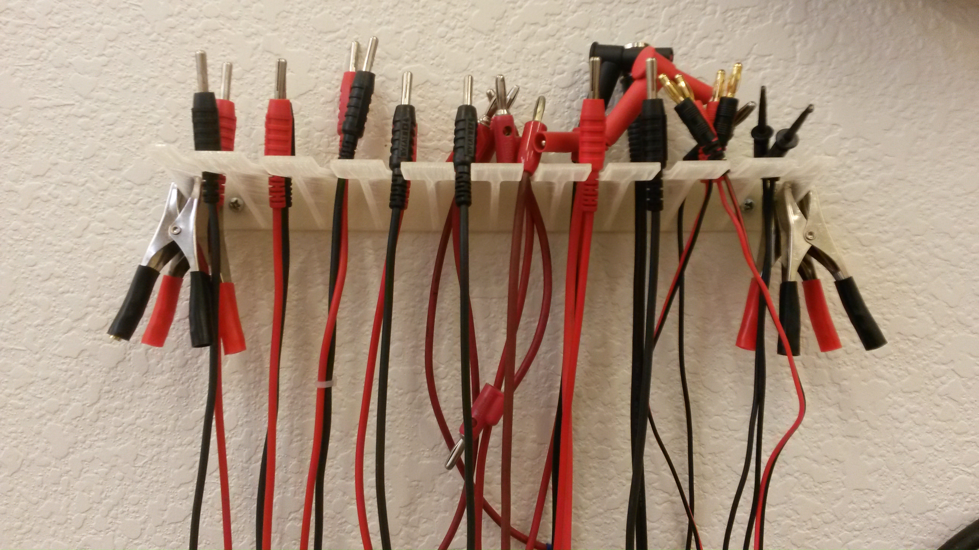 Banana Plug wire holder