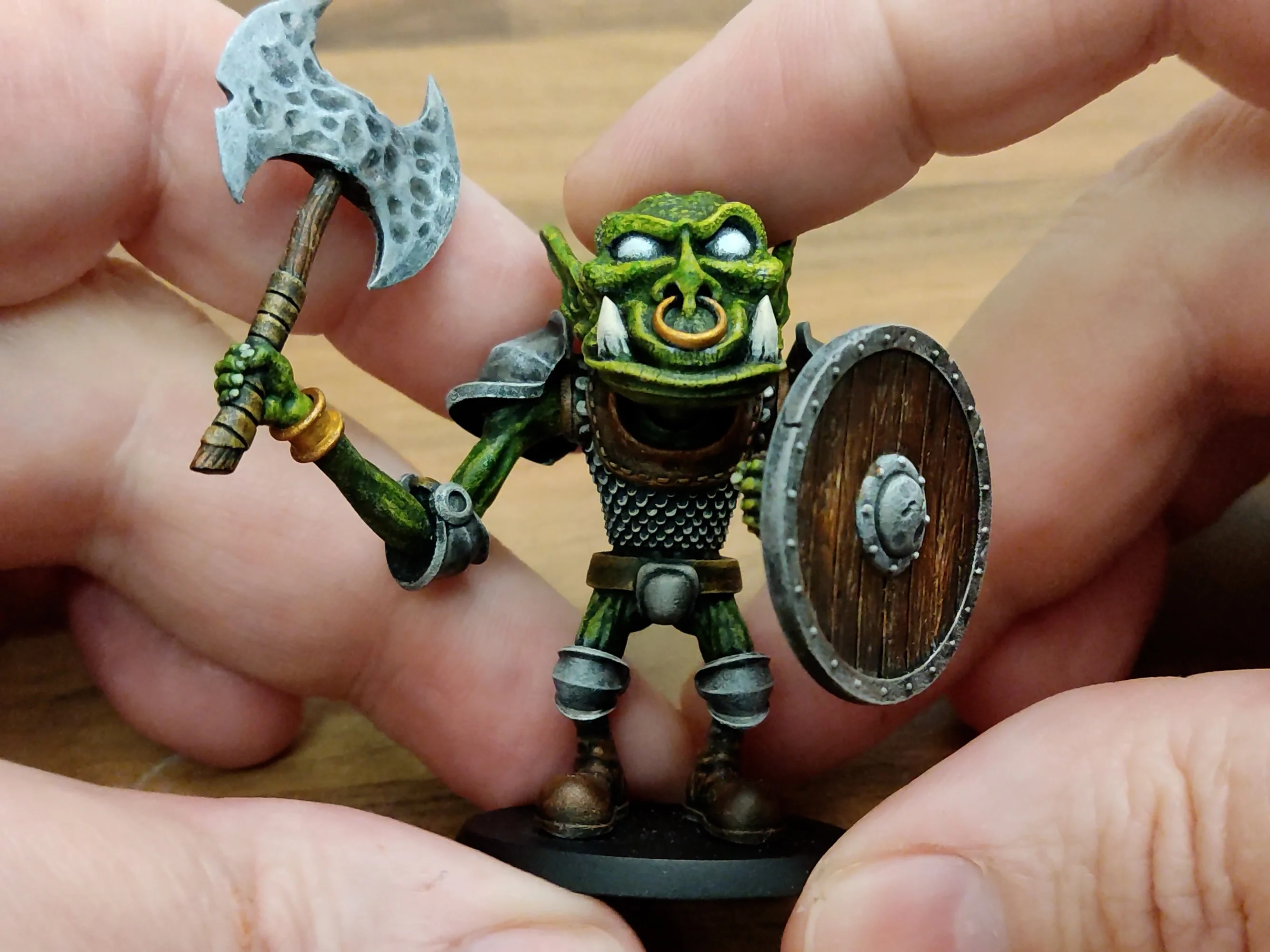 Orc miniature (presupported and unsupported)