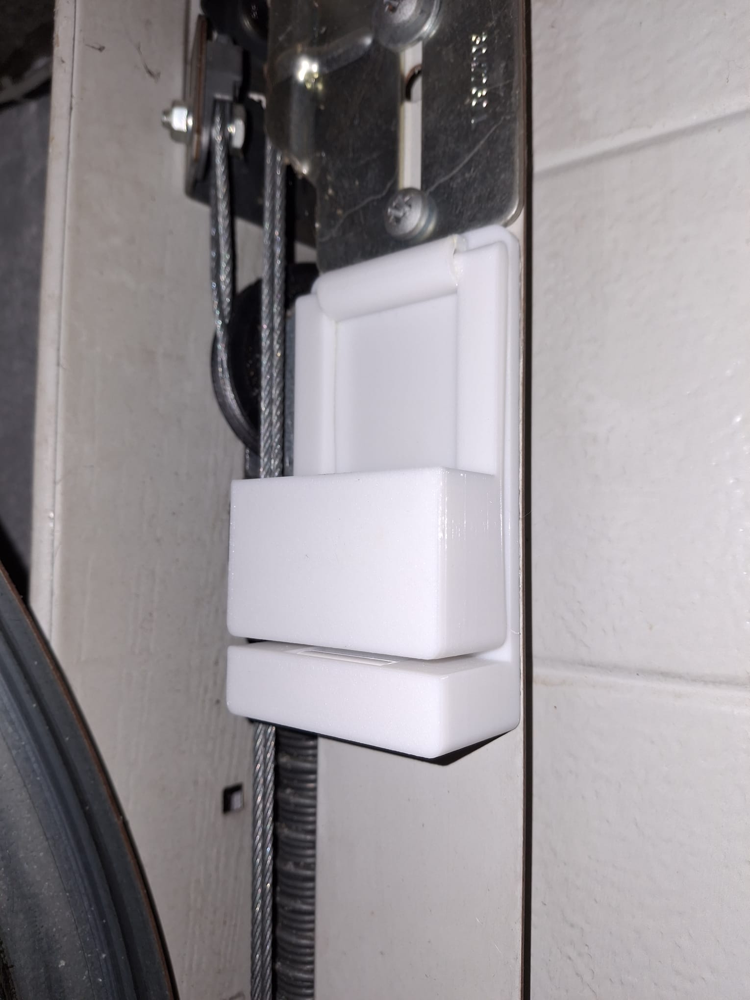 Garage door flip SONOFF SNZB-04P