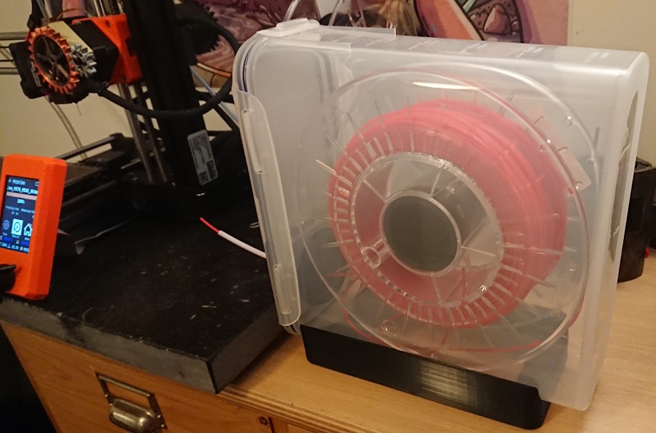 DIY single spool drybox from Lock&lock tupperware