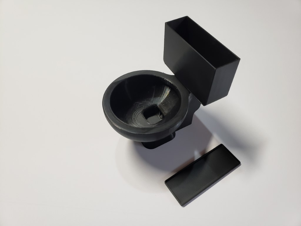 Toilet with real plumbing