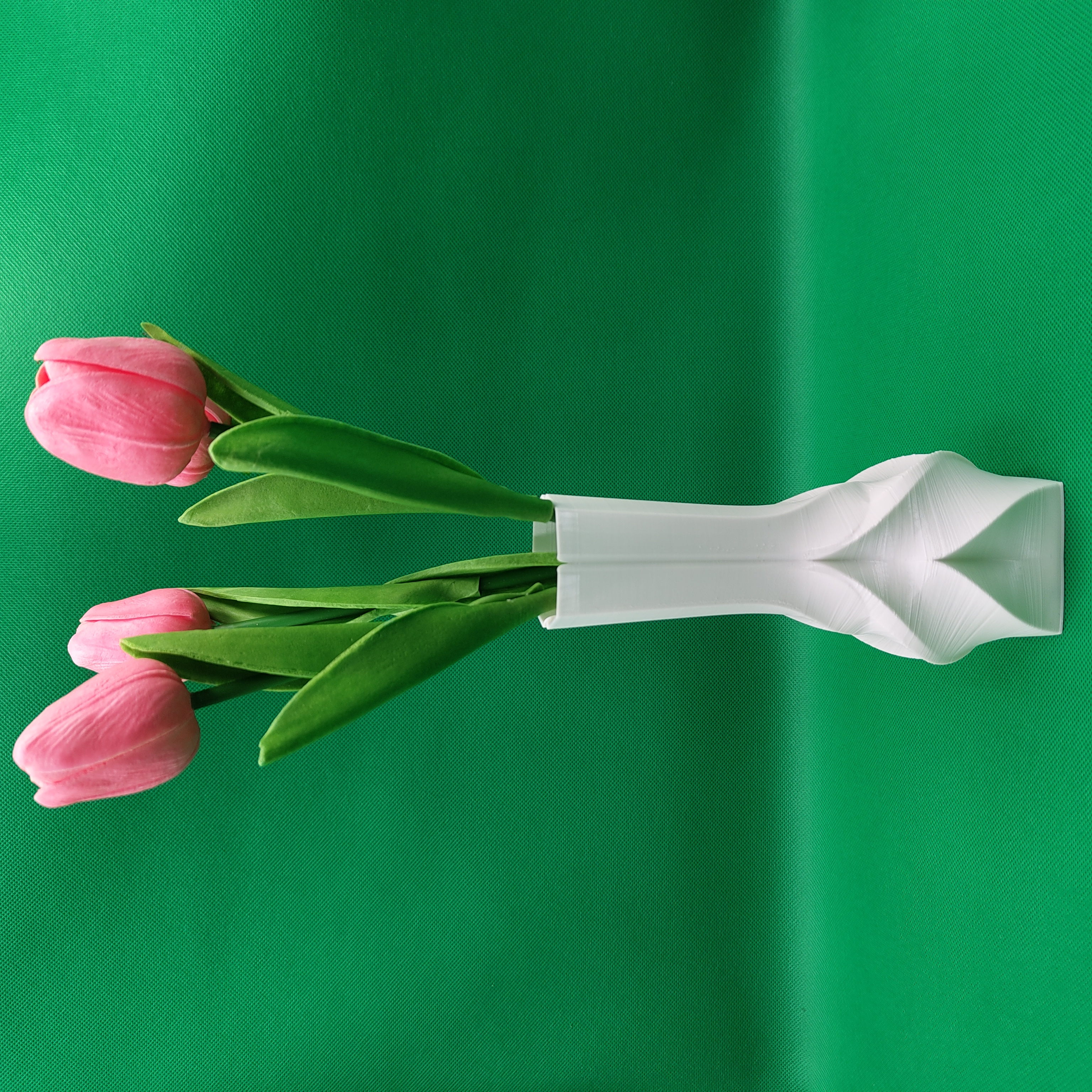Modern decorative vase