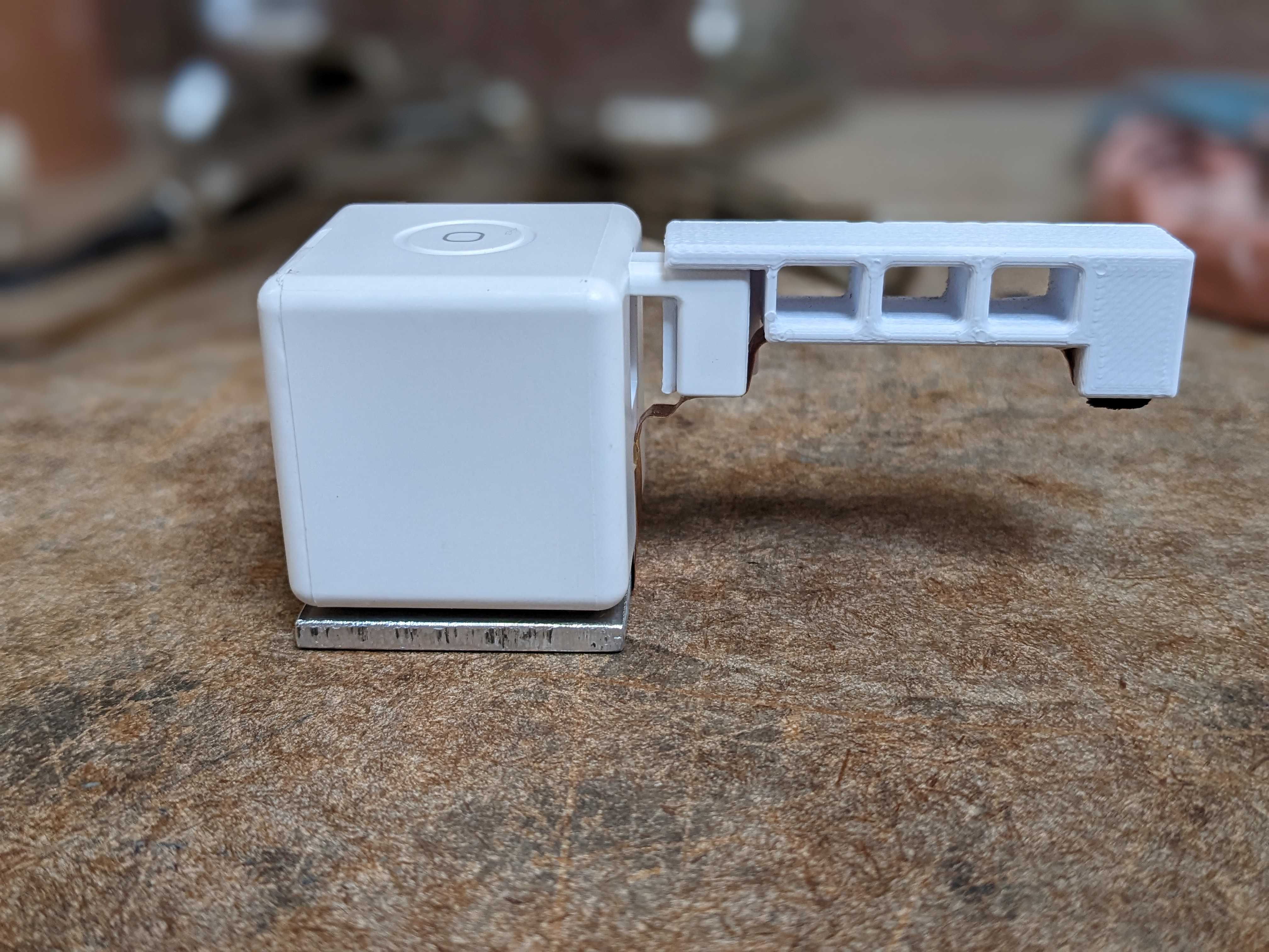 MOES Fingerbot Extension Arm for the Ultimaker S5