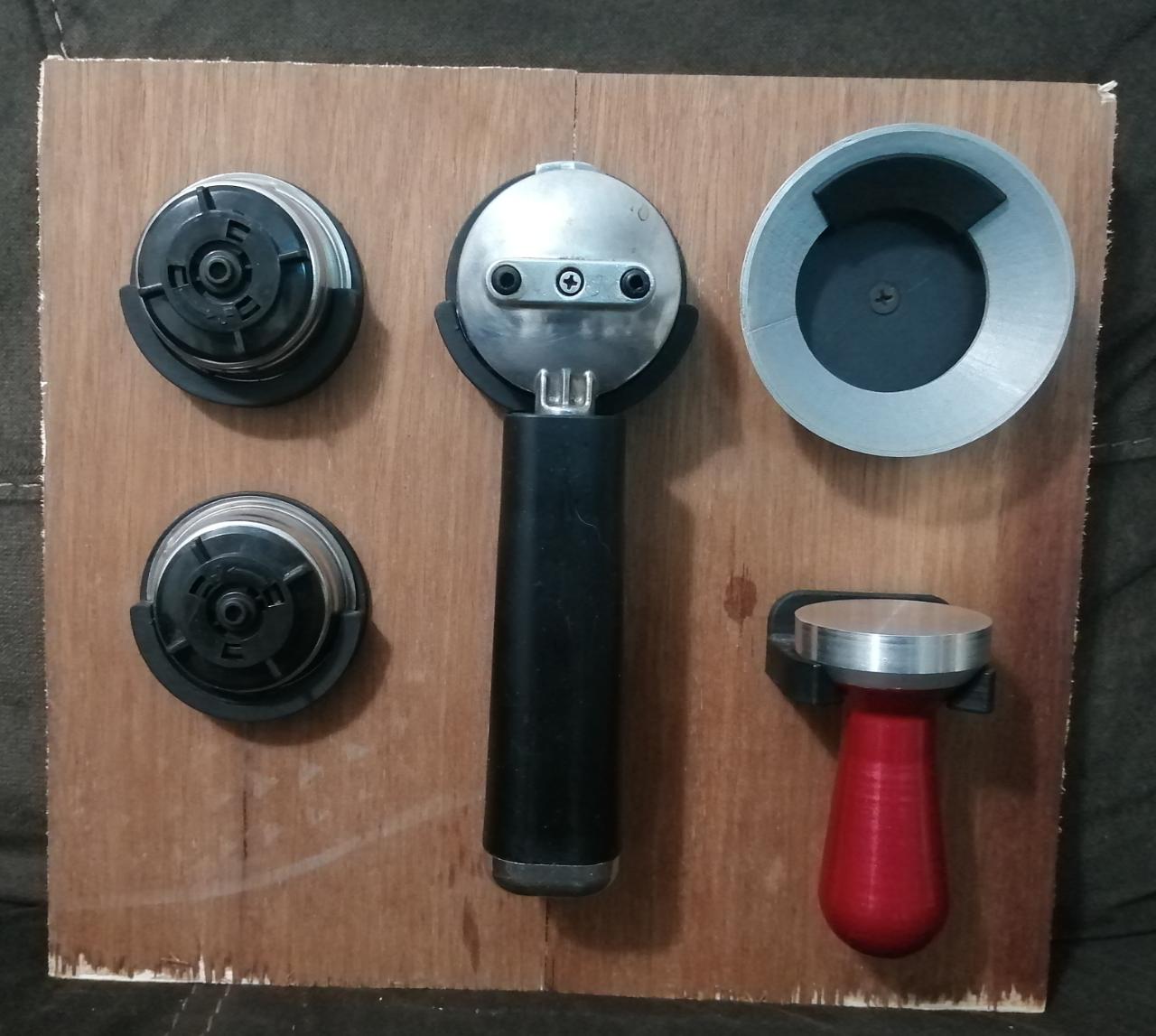Espresso tools wall mount - Oster