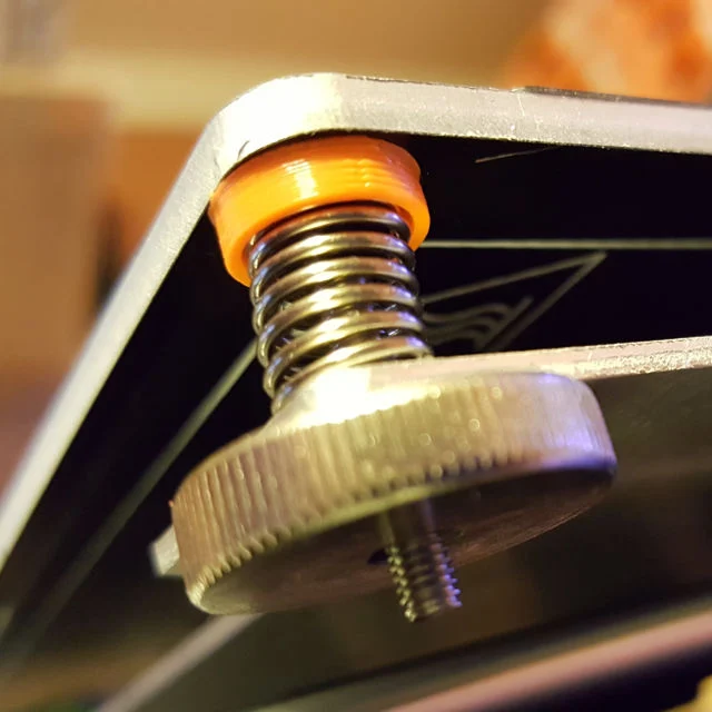 Heat Bed Spring Insulated Washer