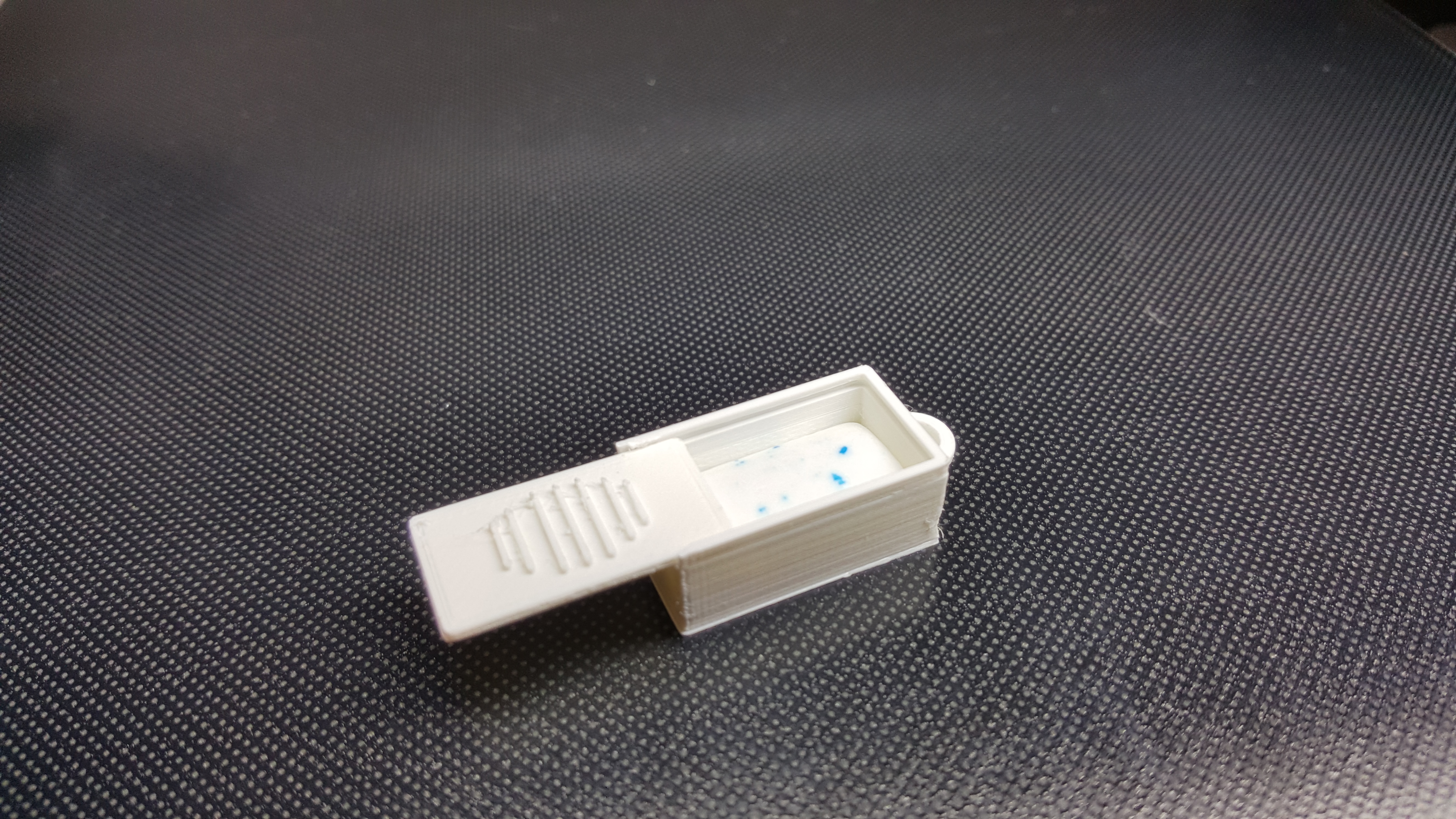 chewing gum box