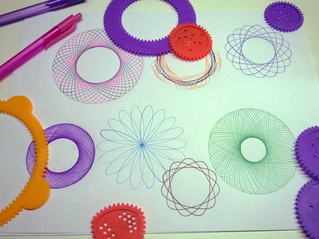 41 Piece Spirograph