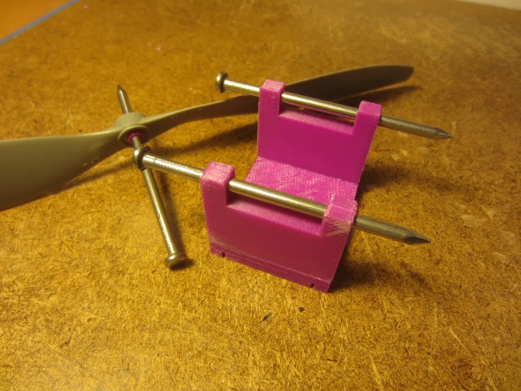 Quad copter prop balancer
