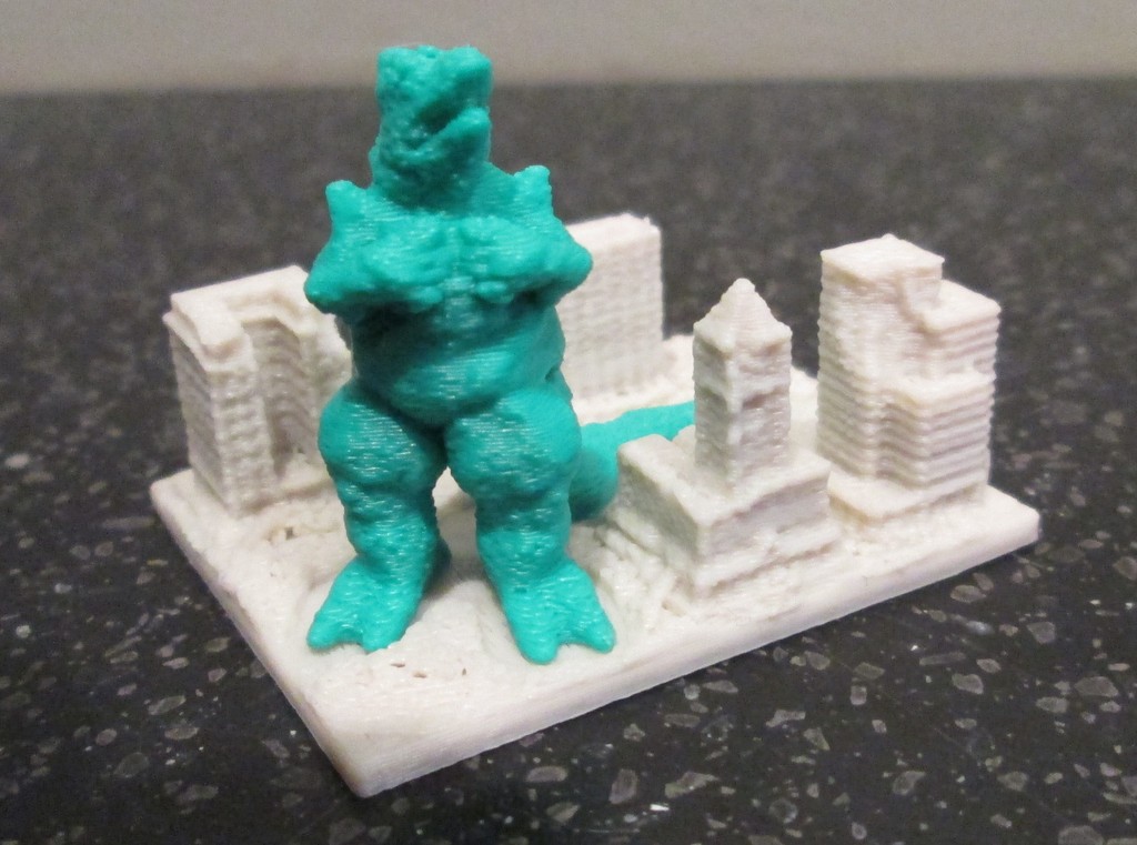 Giant Lizard Attacks City!
