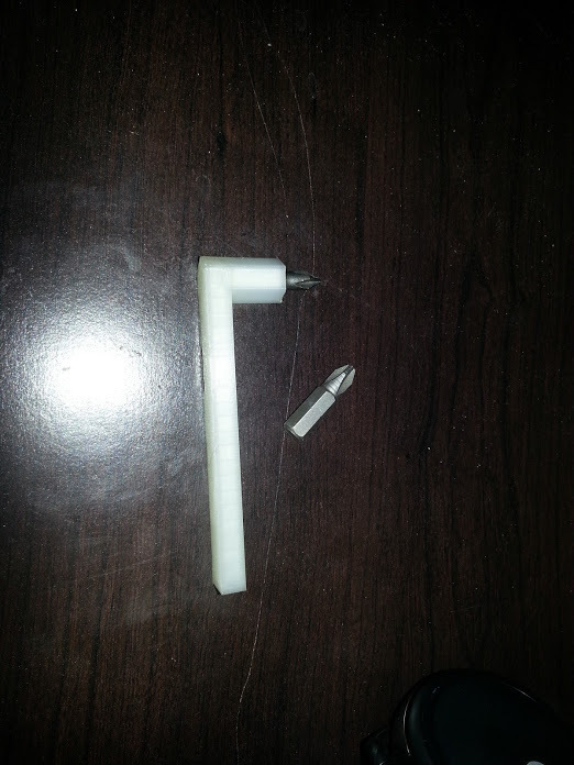 Right Angle Bit Holder for Screwing in Tight Spaces