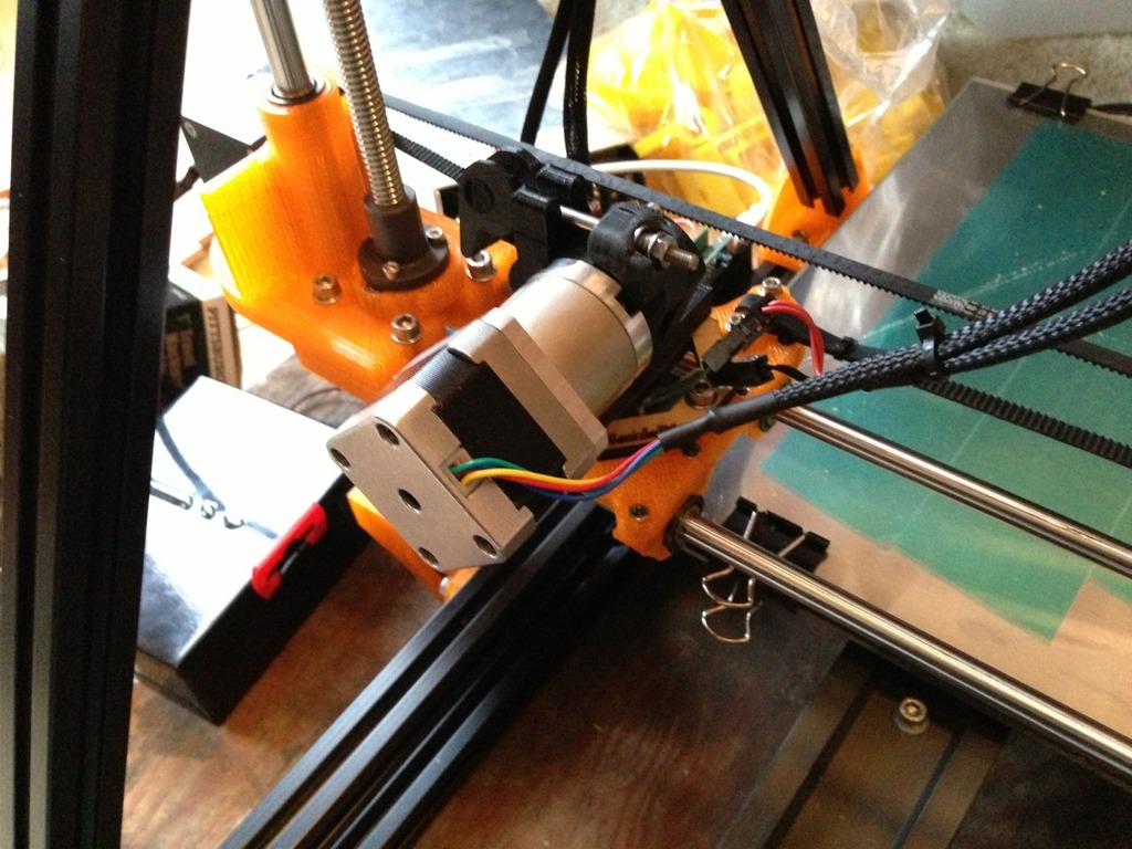 GrooveMount 90° Bracket for Birdstruder