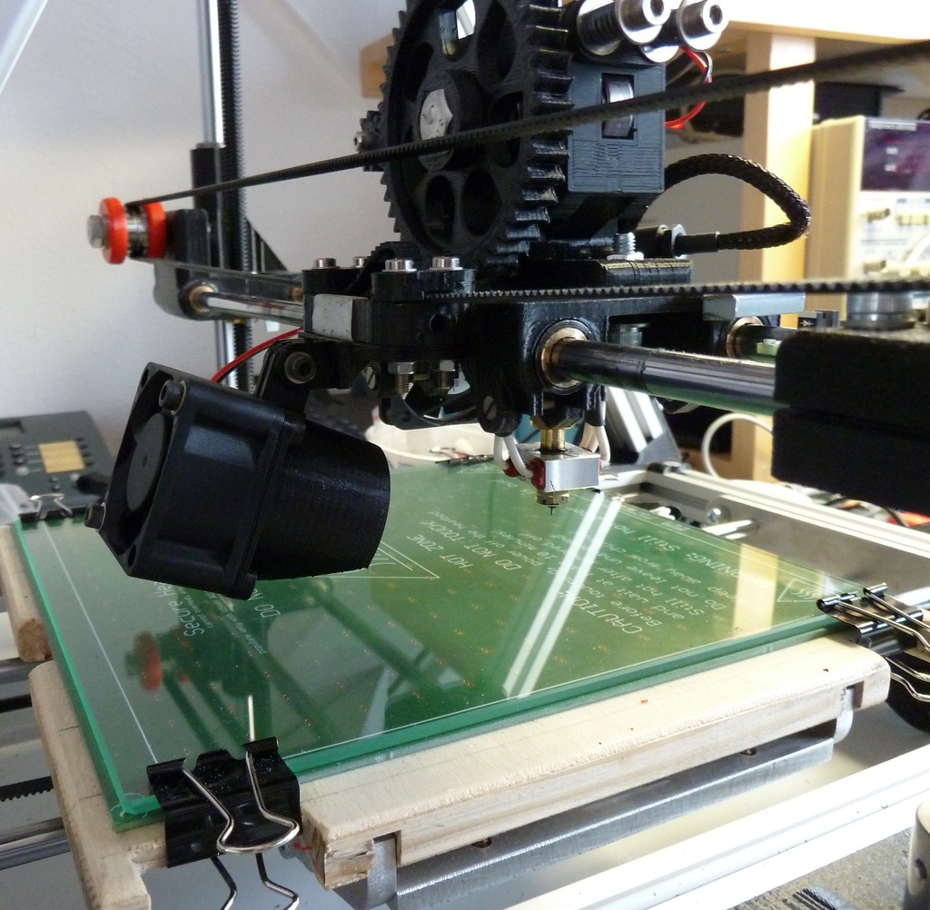 Fan mount for Mendelmax X-Carriage