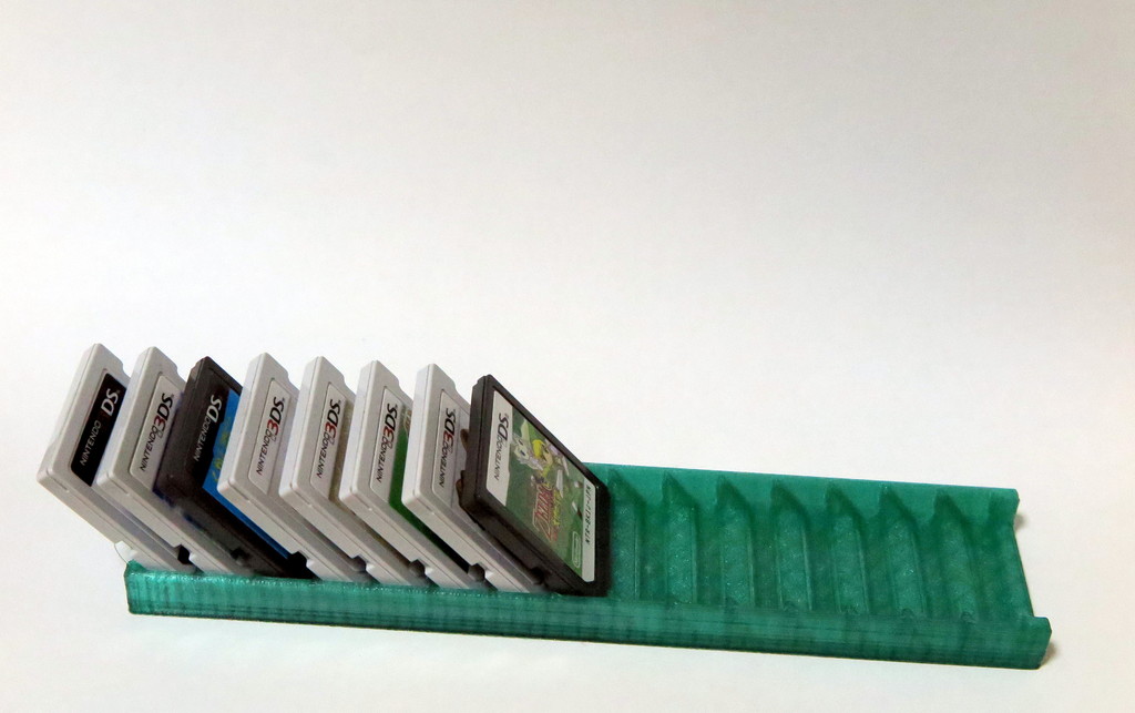 Nintendo ds / 3ds game card holder
